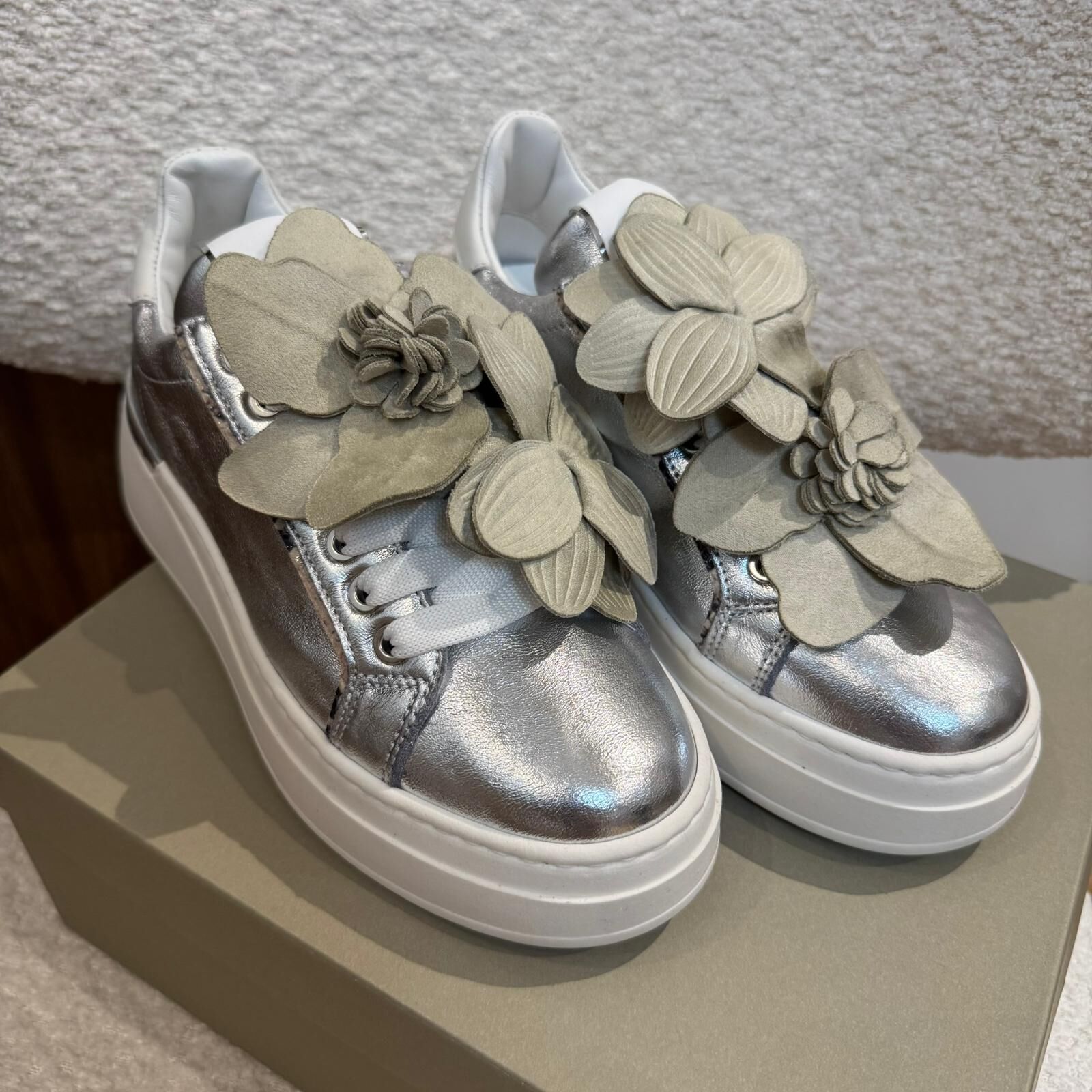 FRA-CCG0425-325 PS/Var S-397 - GIOTTO ARGENTO - NEW SUN PANNA - F.DO DX GHIACCIO (607 ACC-DX / 53) (G款) (35-42)