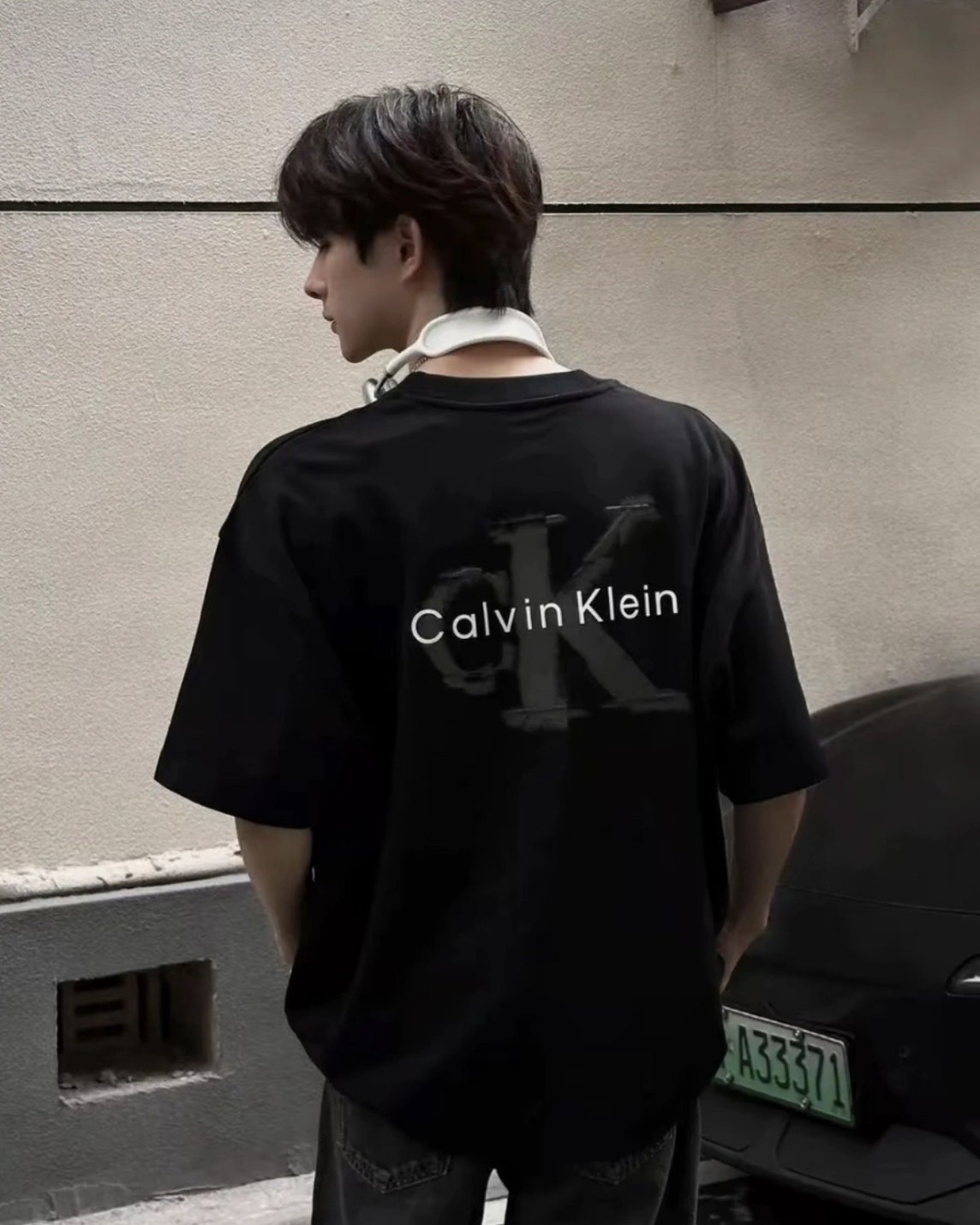 Calvin Klein 大Logo 浮雕 CK 短袖 短Tee 上衣 黑色 白色