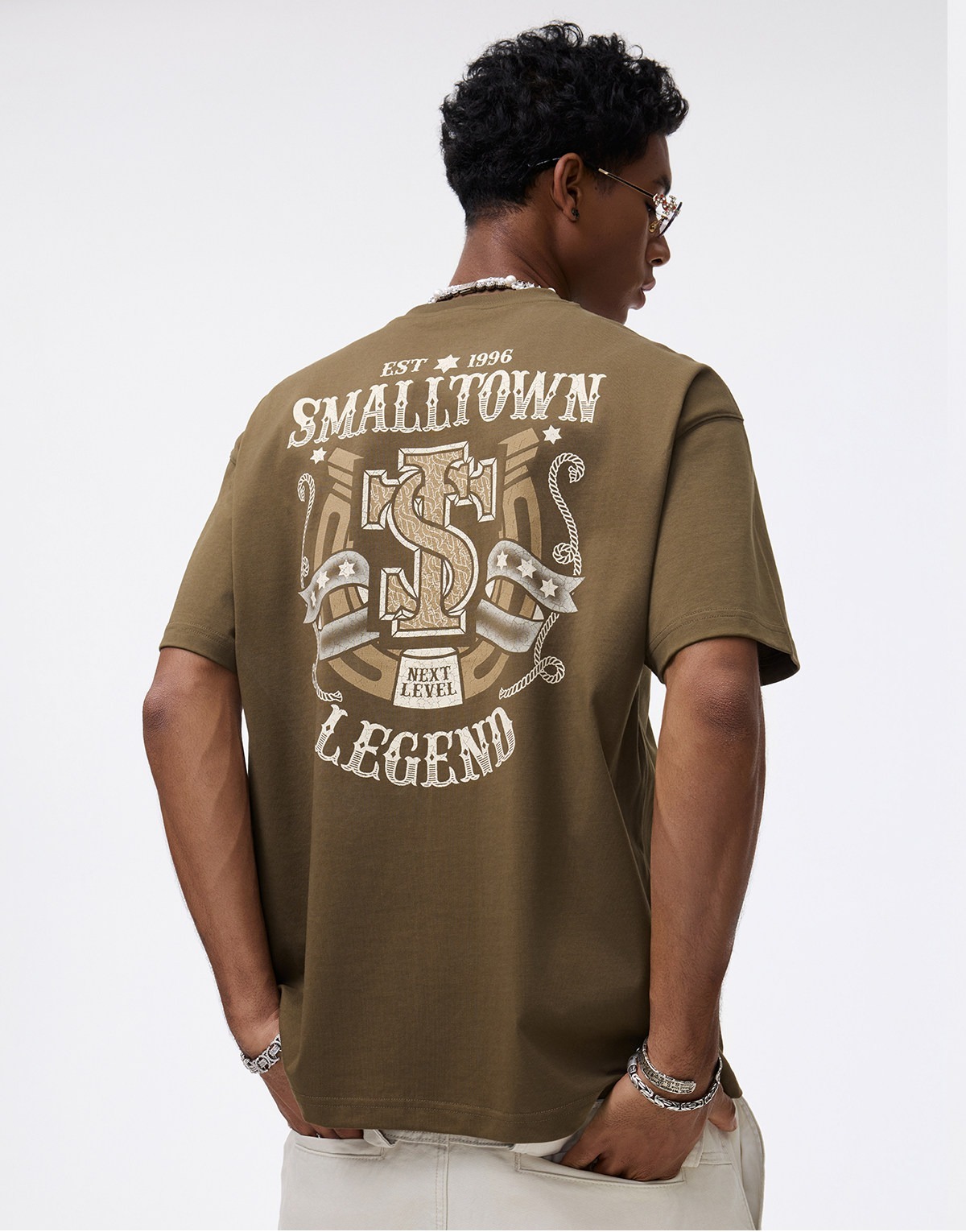 STK SmallTownKid 兩側印花Logo 龜裂馬蹄鐵 短袖T