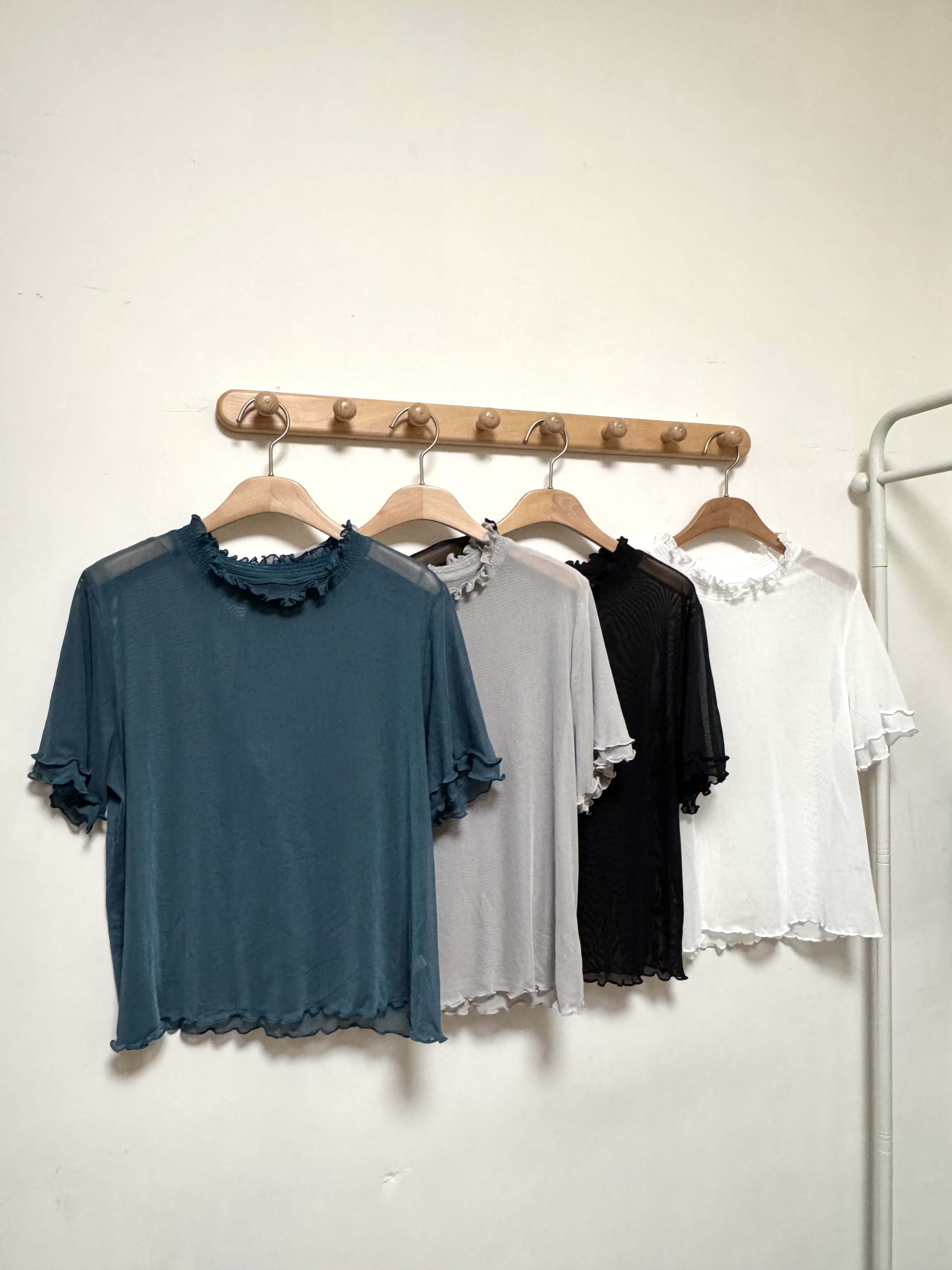 親膚～Ruffle 捲邊透透Top