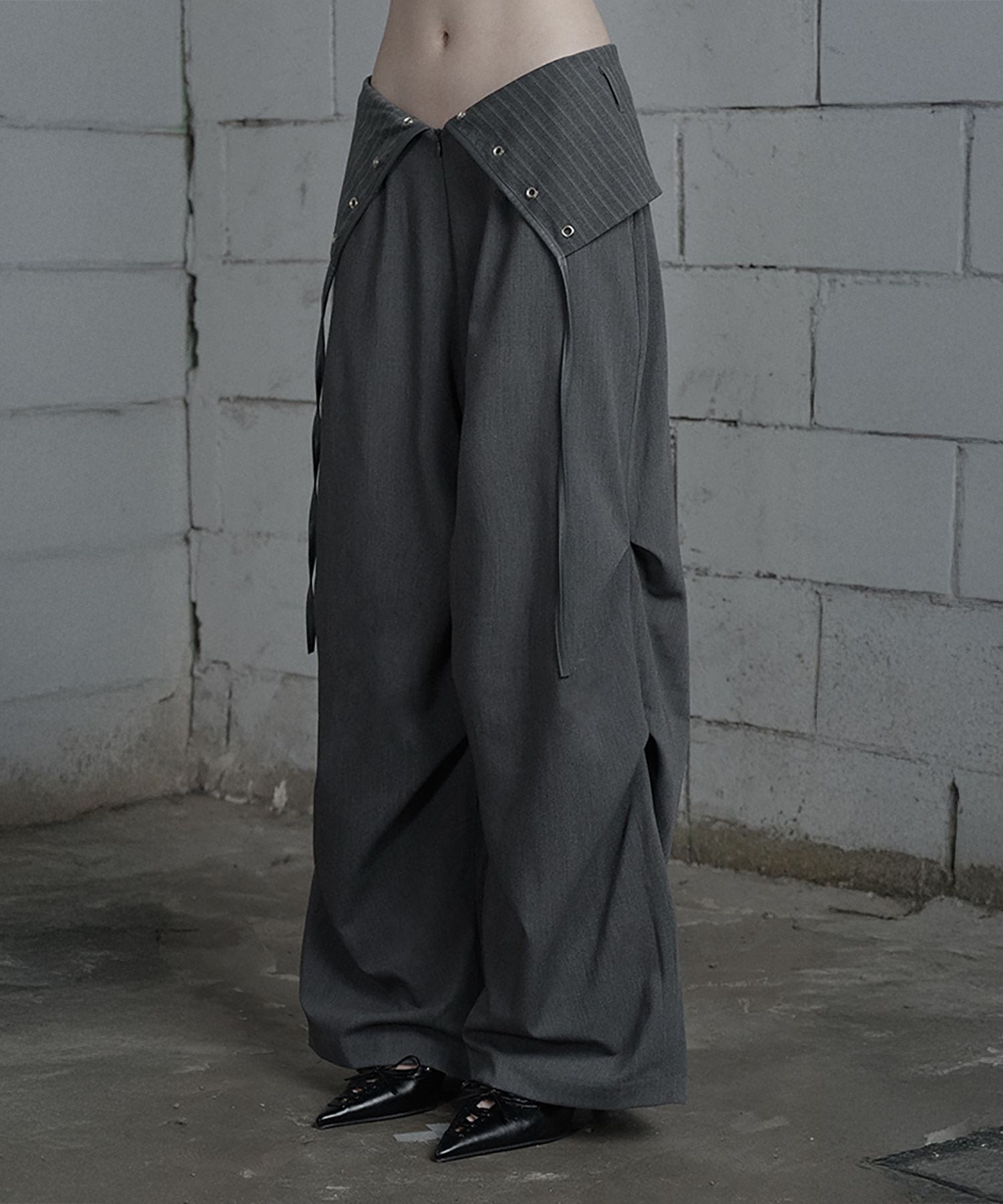 ETRE AU SOMMET 拼接抽褶寬版長褲 ET26SSPSP02CH