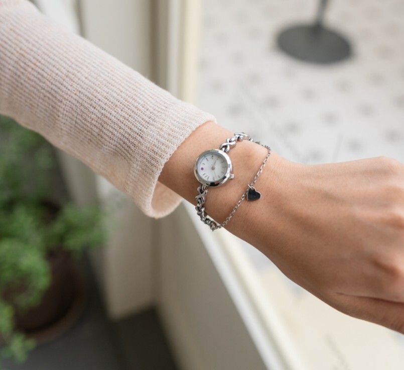 【預購】韓國 VOLKSWAGEN WATCH 施華洛世奇 寶石 疊層 手鐲 手鍊 腕錶 手錶