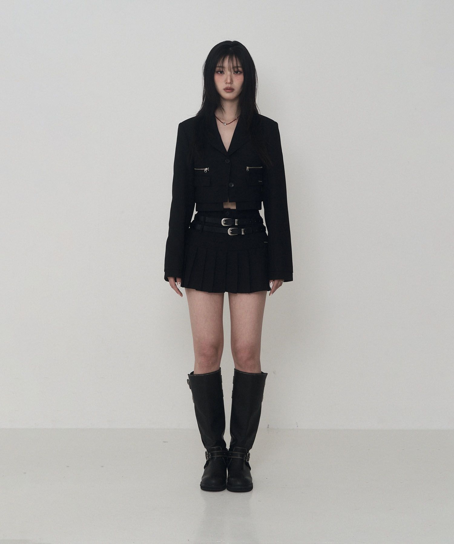 ETRE AU SOMMET 撞色層次微短褲（黑色） ET25SSPHP03BK