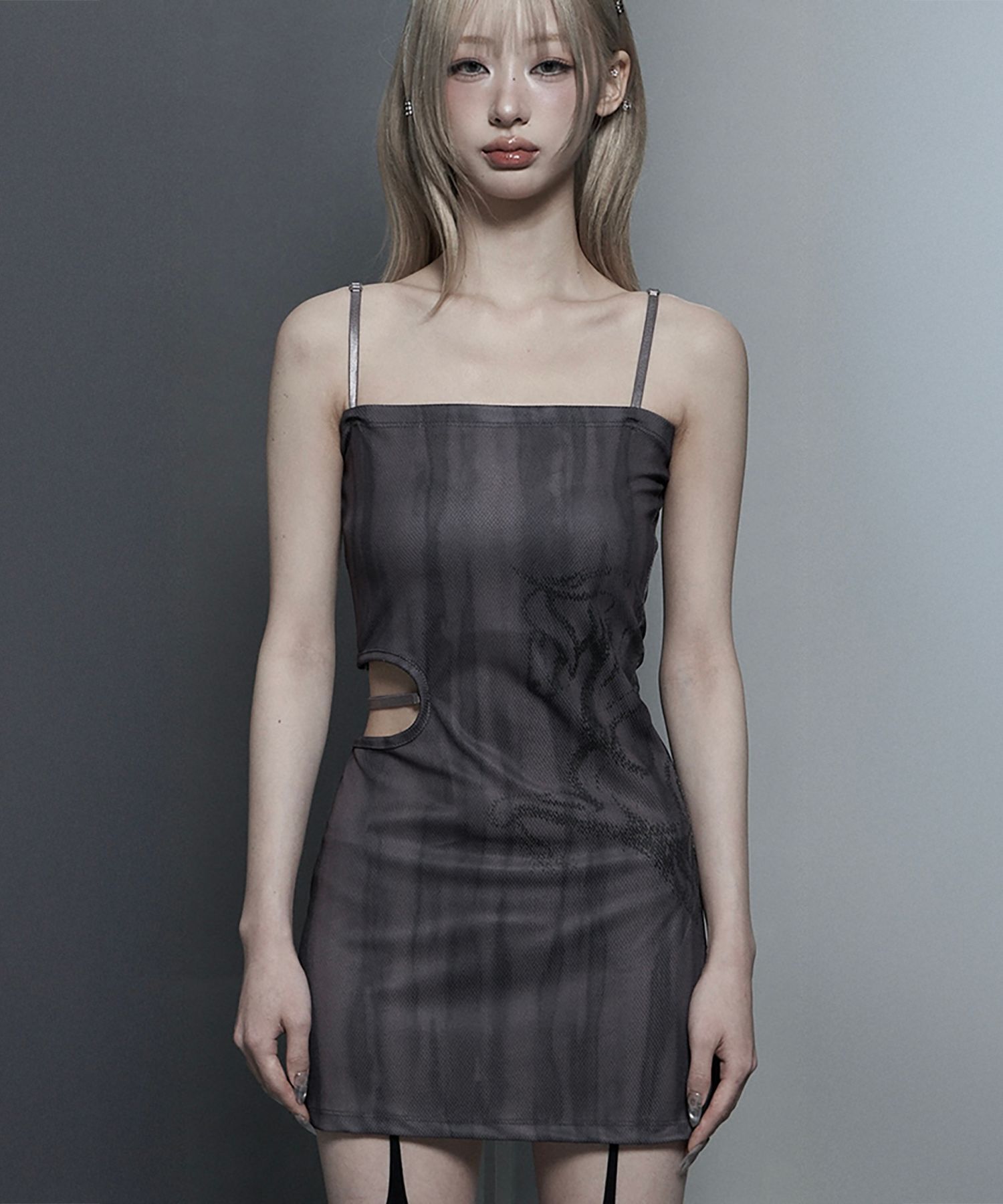 ETRE AU SOMMET 側鏤空迷你洋裝 ET26SSPNO02BR