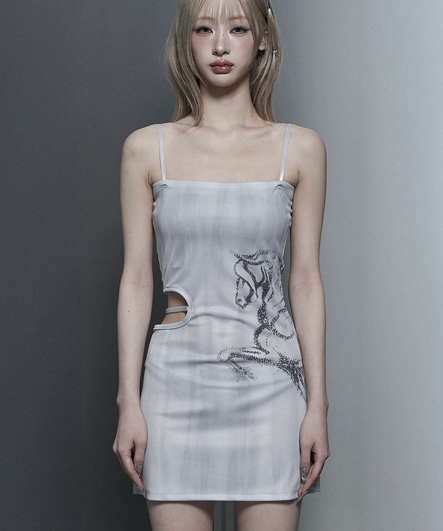 ETRE AU SOMMET 側邊鏤空迷你洋裝 ET26SSPNO02WH