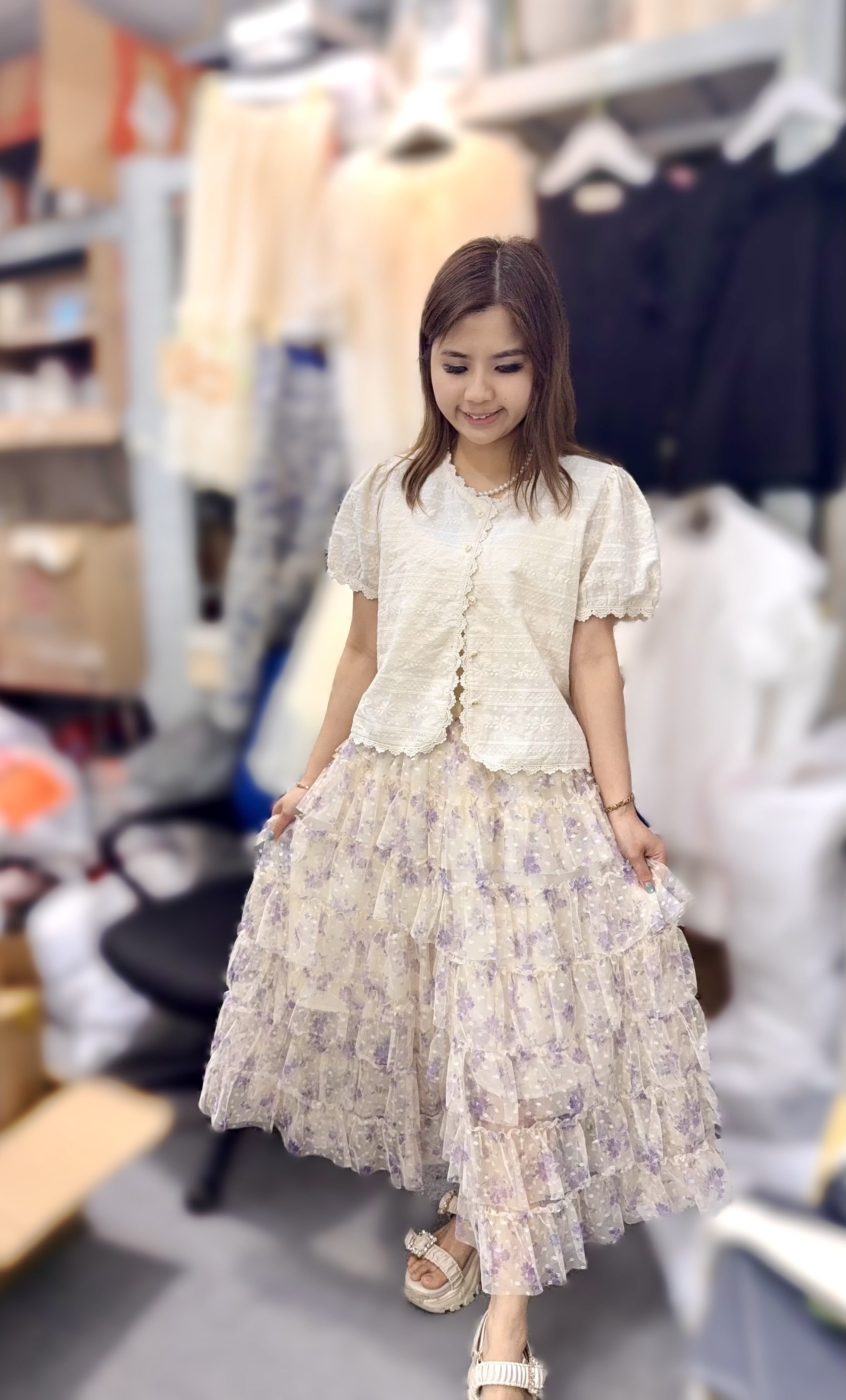 AW52   下身長裙  腰25-46 長版35  短版31 $269