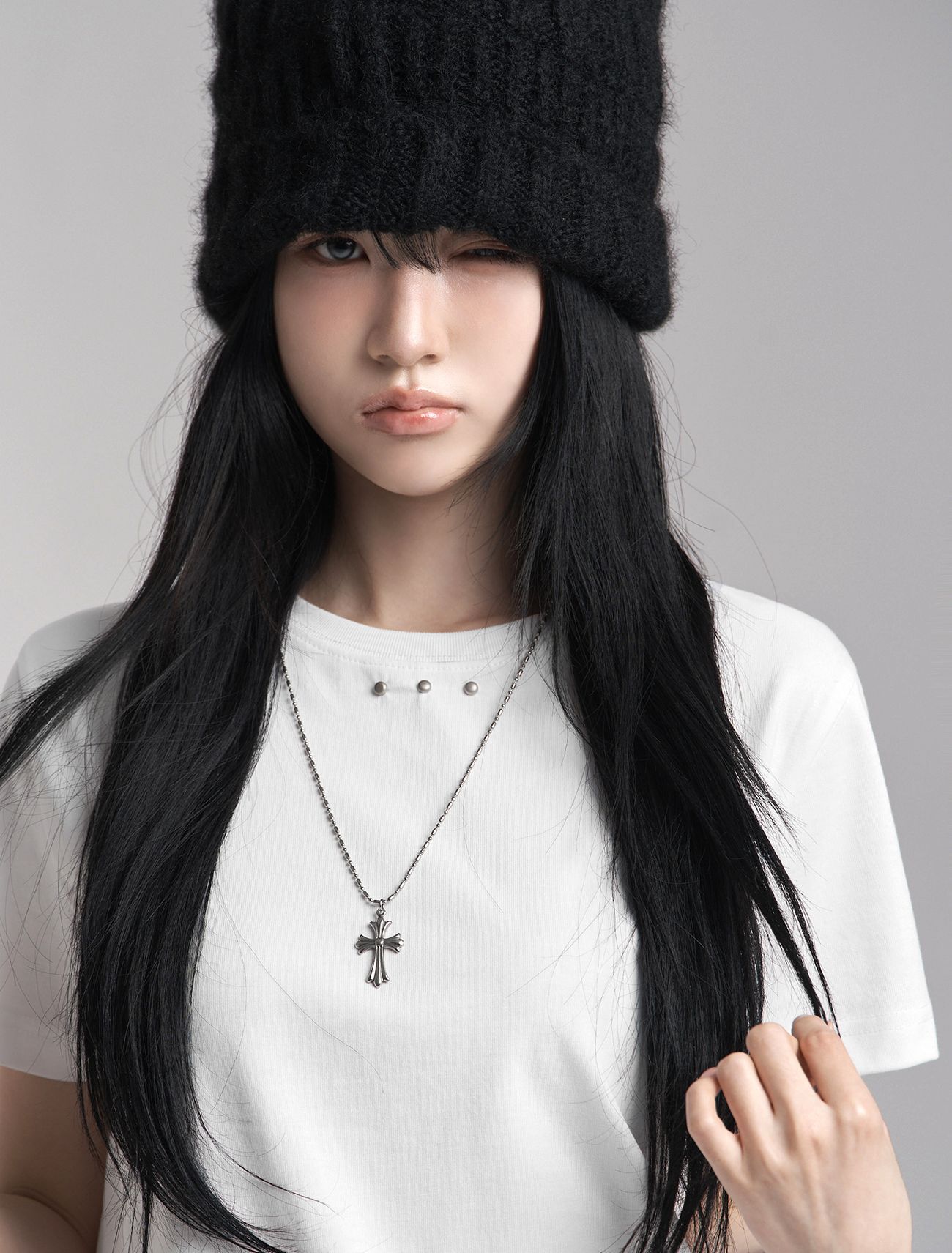 LOOXP 剪裁鉚釘貼布繡短袖上衣 9863-1