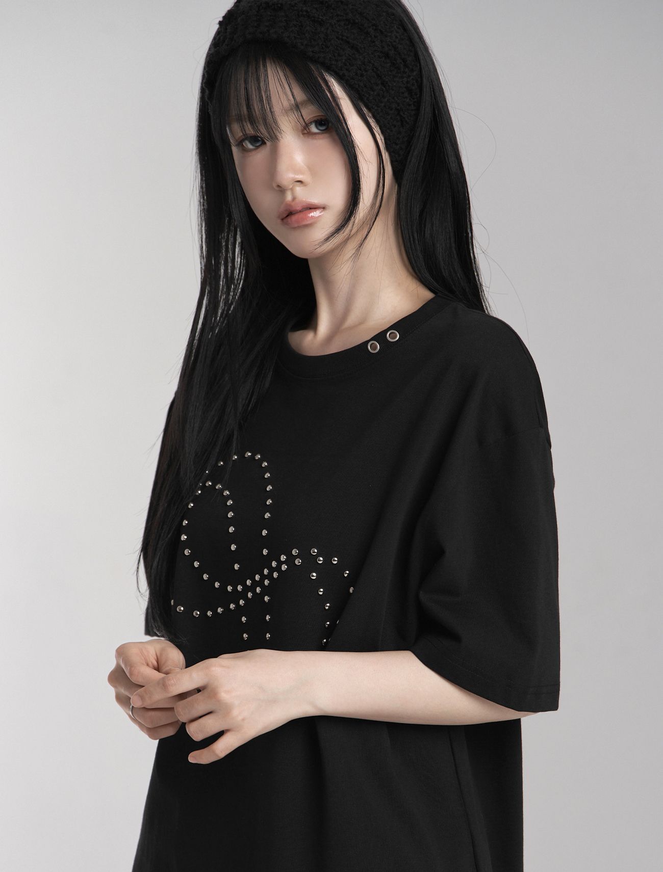 LOOXP 鉚釘孔眼寬版短袖T恤 黑色 9886-3