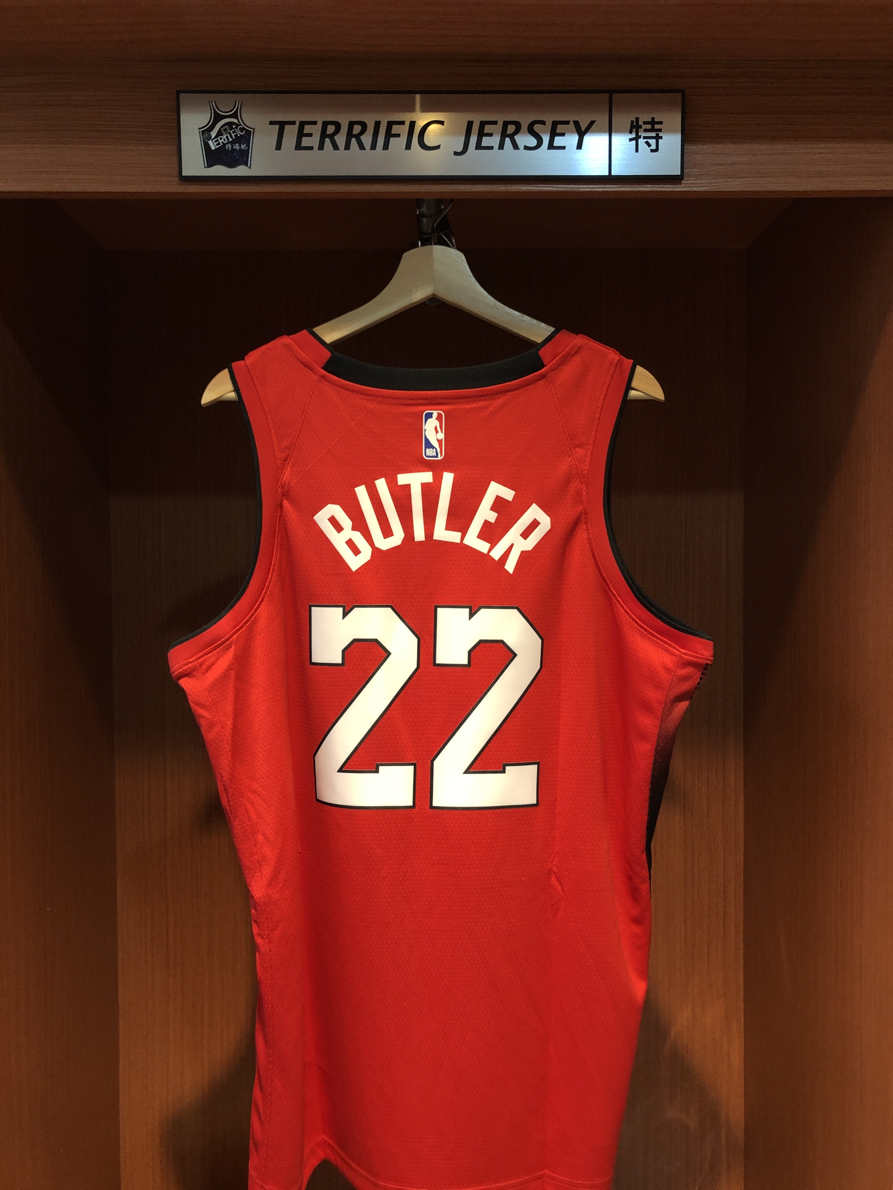 NBA球衣 Jimmy Butler 邁阿密熱火城市紅 City Nike Swingman 球迷版 熱轉印 全新