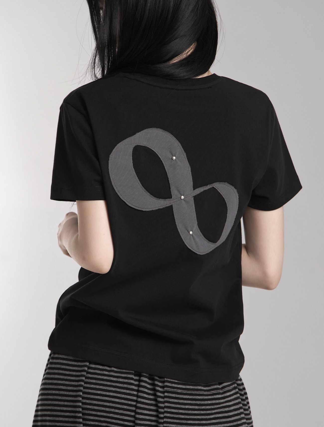 LOOXP 鉚釘貼布繡短袖T恤 9863-3