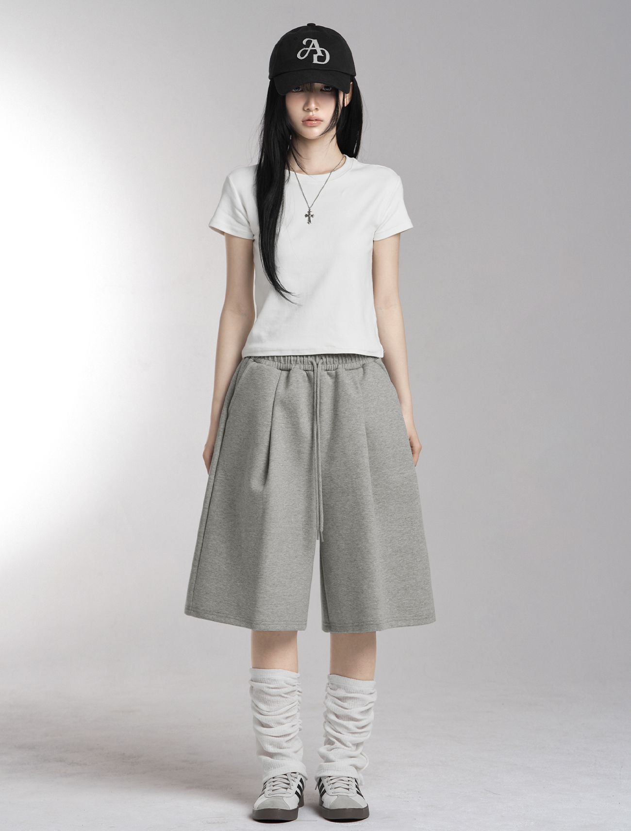 LOOXP 打褶鬆緊百慕達短褲 灰色 9885-2