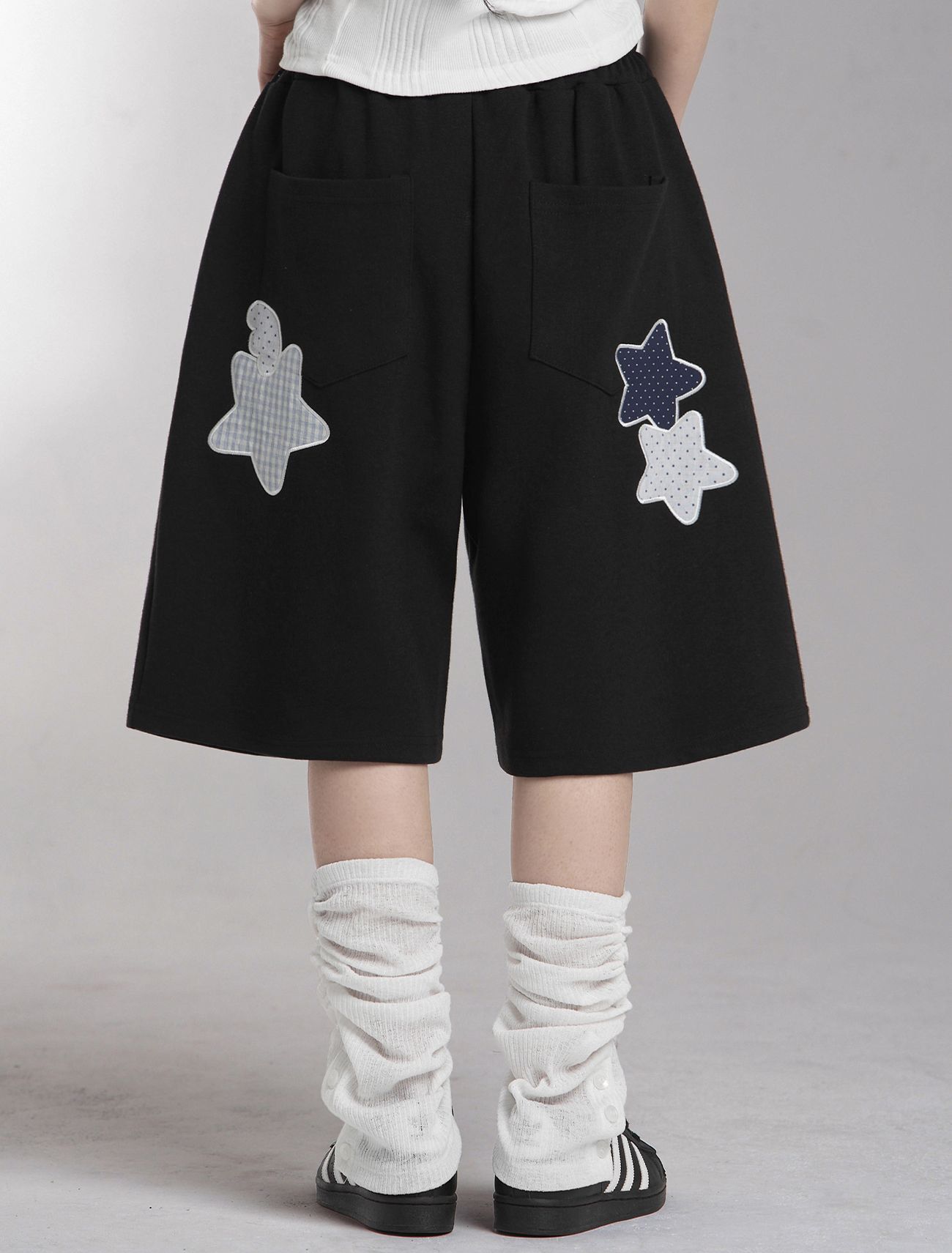LOOXP 雙星刺繡百慕達褲 9869-2