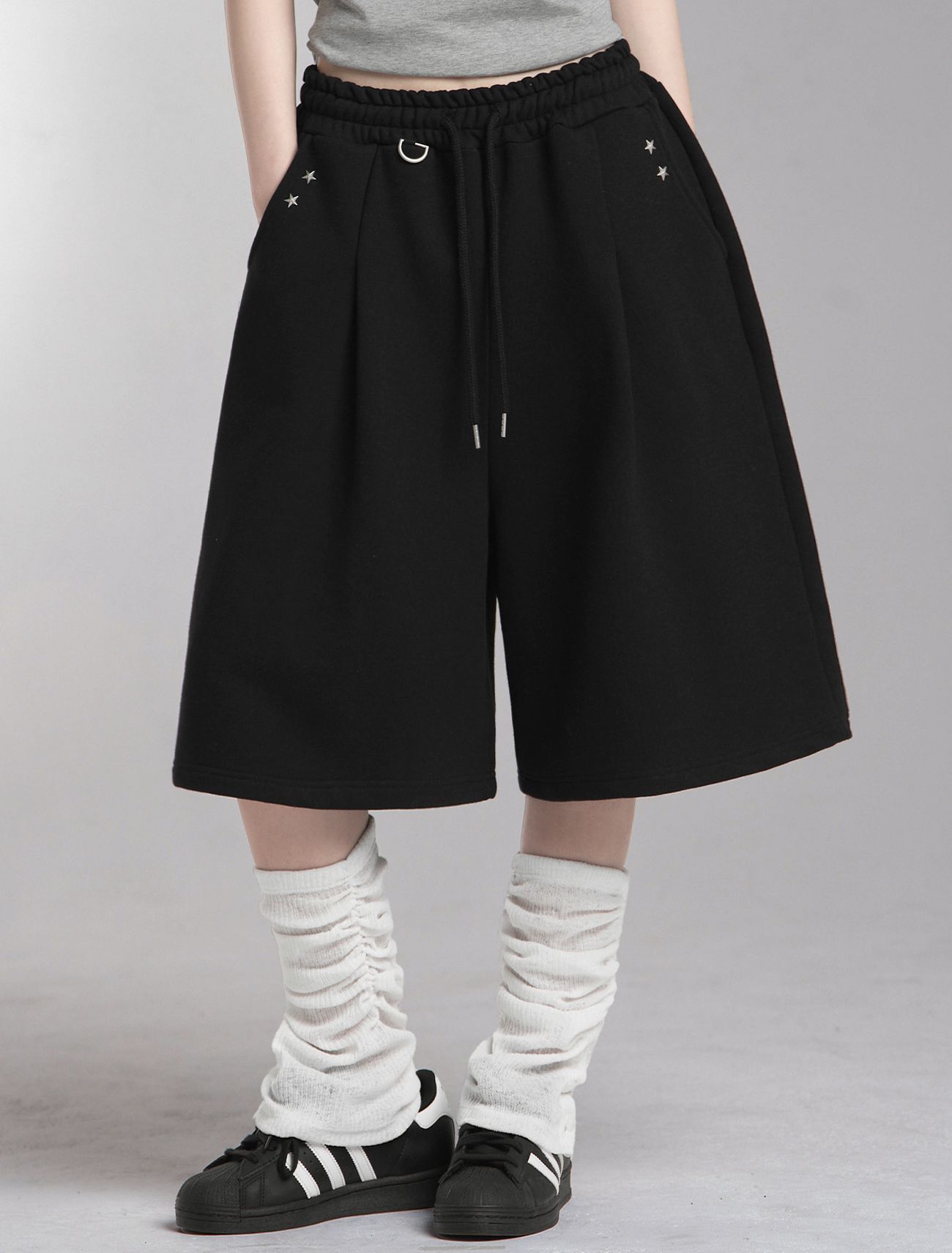 LOOXP 星形鉚釘細褶百慕達短褲 9868-3