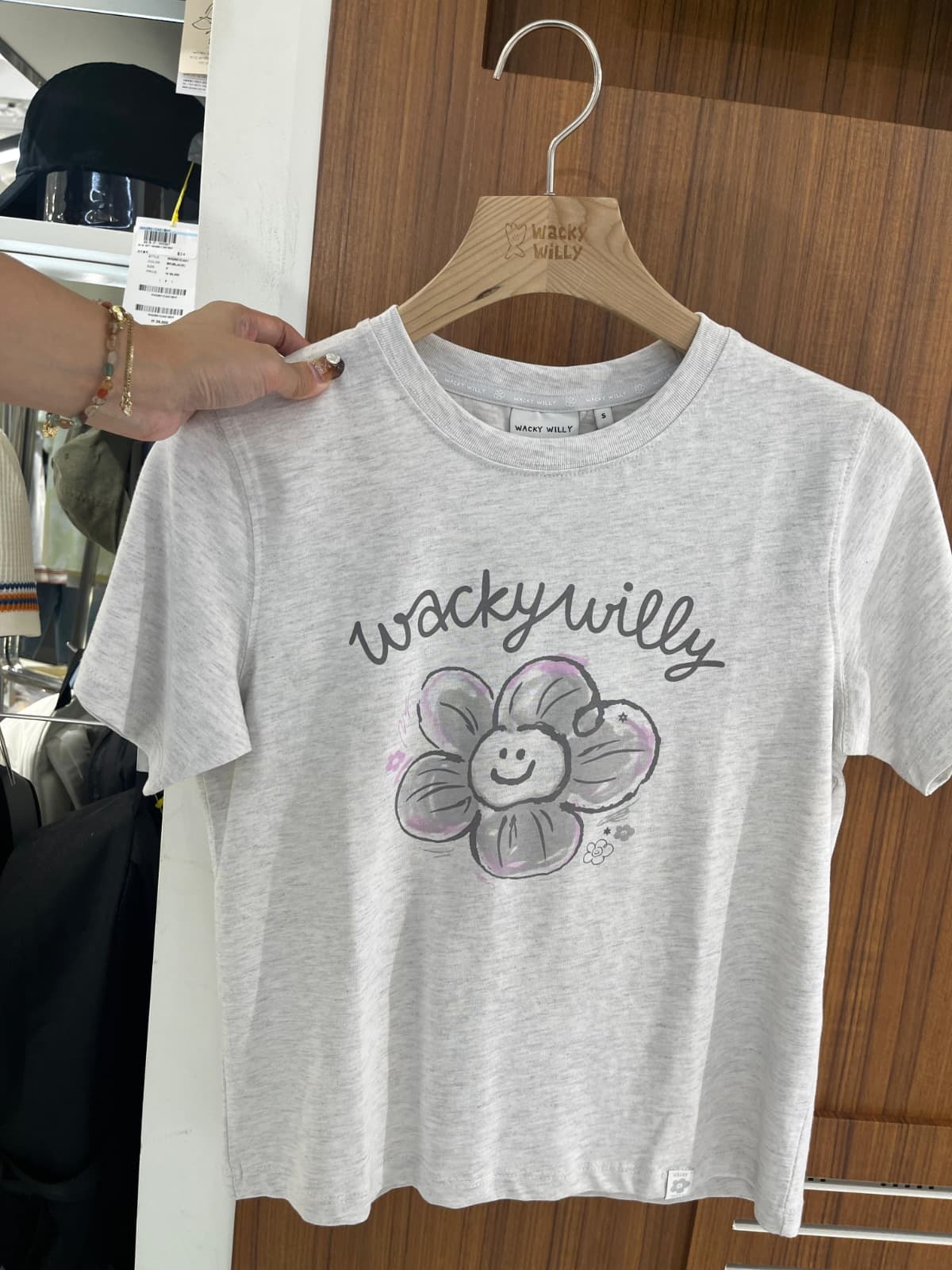 Wacky Wiily Big Lily Graphic Short Sleeve T-shirt (3 Colours)