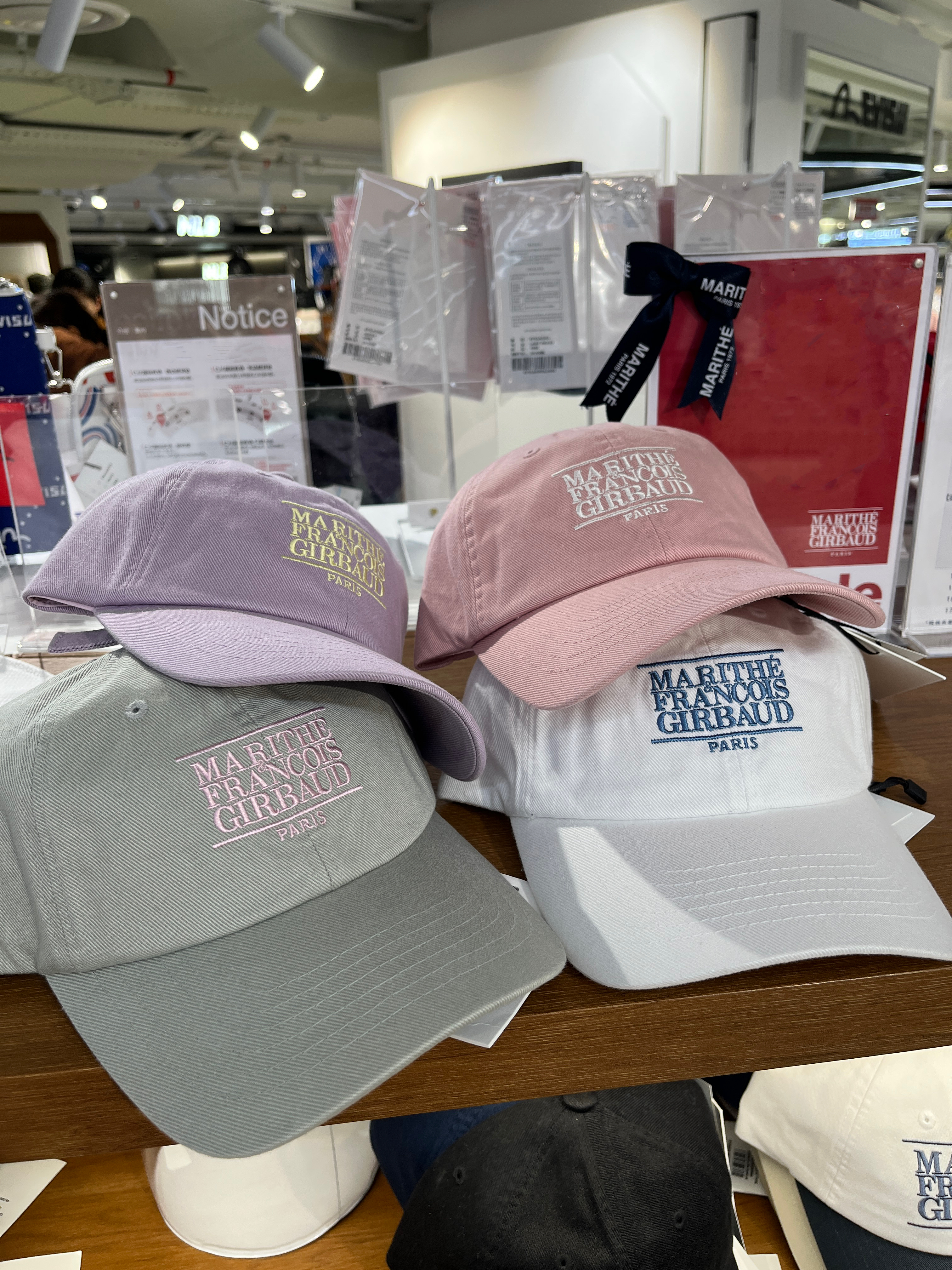 MFG SMALL CLASSIC LOGO CAP (7 Colours)