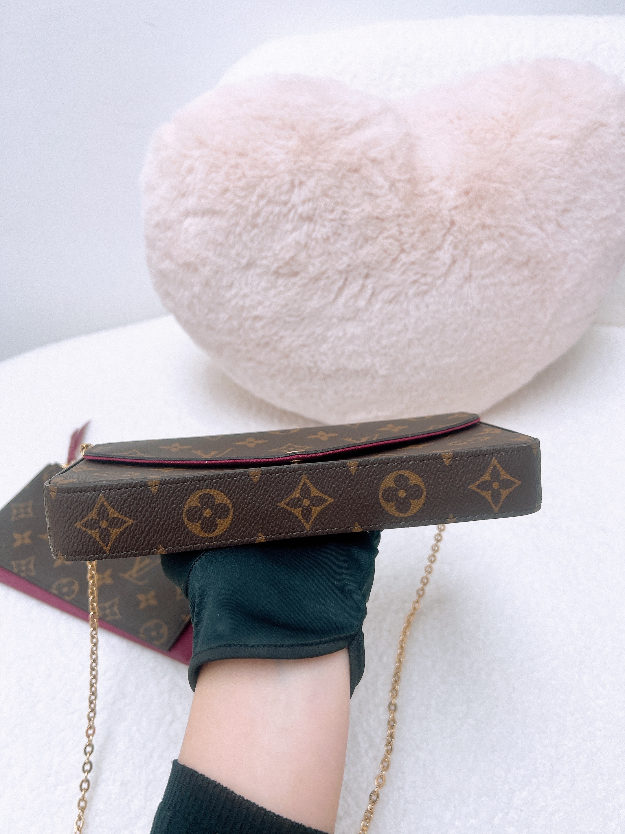 Lv felicie wallet on chain/ woc (brown monogram/ fuchsia micorchip)
