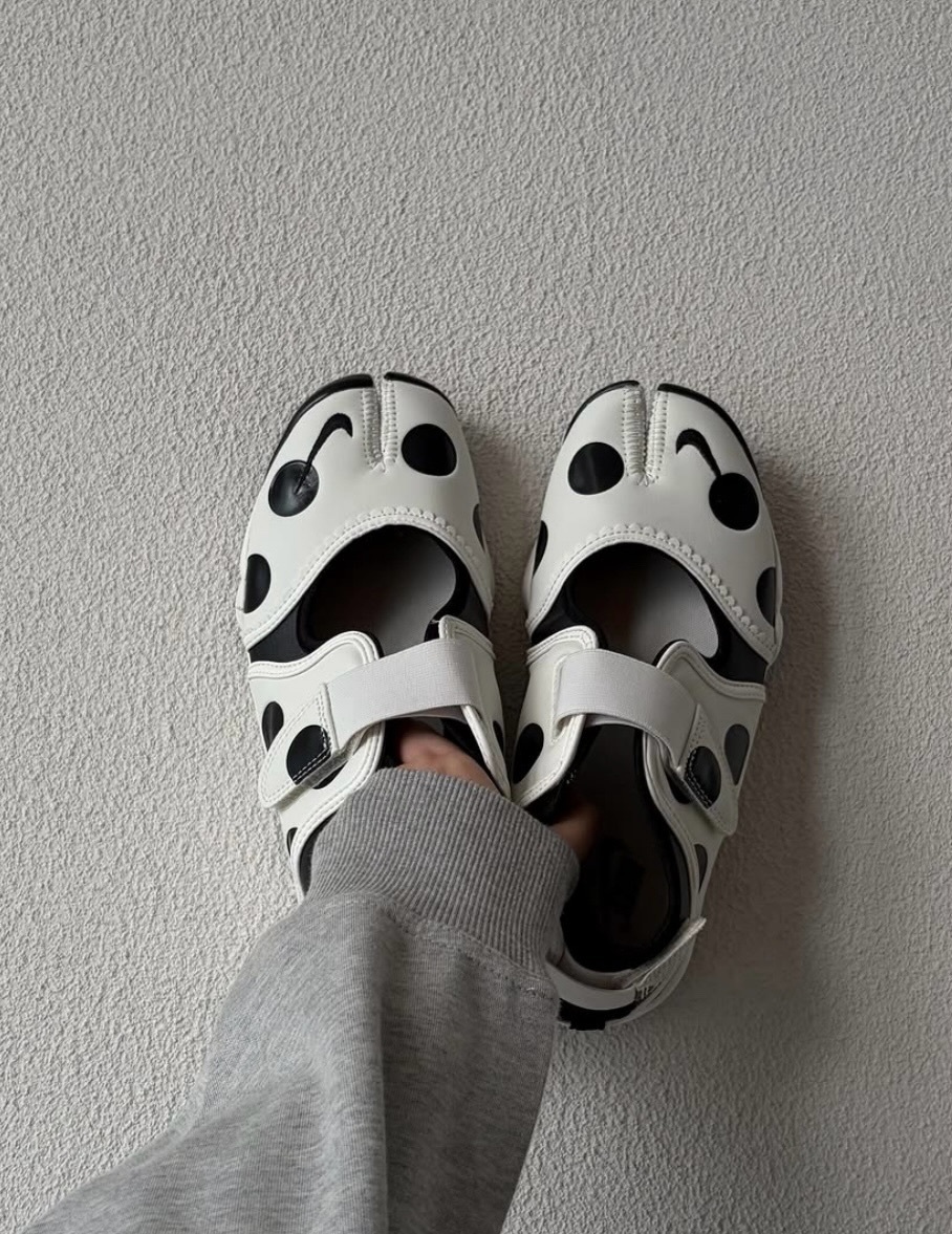 NIKE AIR RIFT "POLKA DOTS" 波點 點點 牛奶白黑 奶油白 忍者鞋 分趾鞋 涼鞋 女鞋 IR1226-100 / 預購