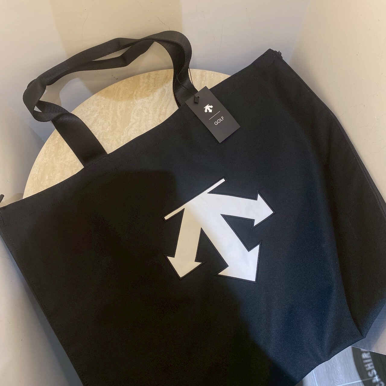 Descente 迪桑特 拖特野餐兩用包 DGNSUGET02