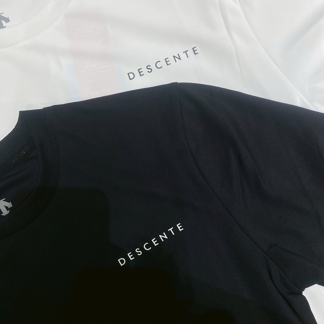 Descente 迪桑特 小型字樣logo短袖 SR223UTS47