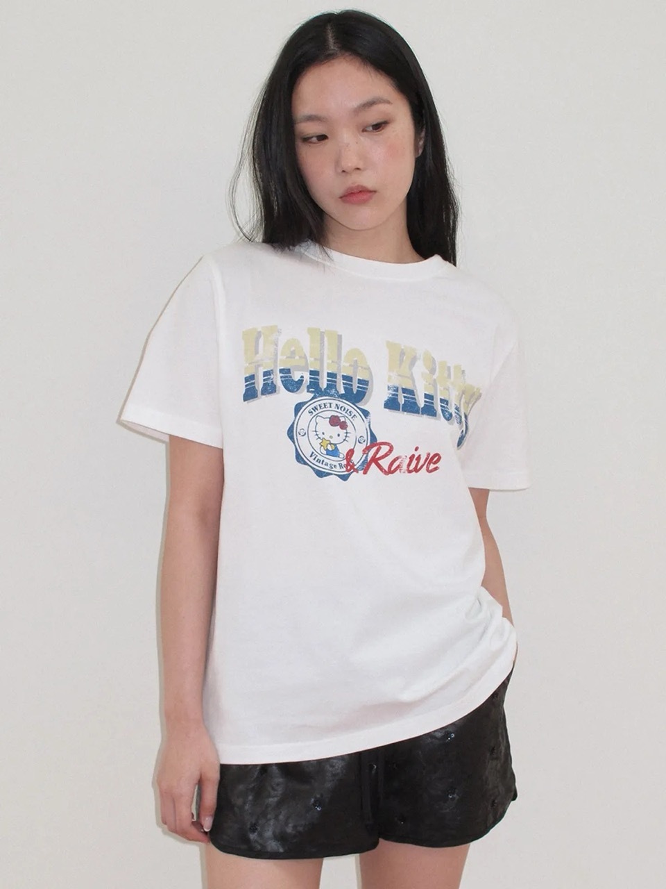 🇰🇷RAIVE X SANRIO HELLO KITTY Stamp Graphic T-shirts 三麗鷗 凱蒂貓 短T 短袖 / 預購