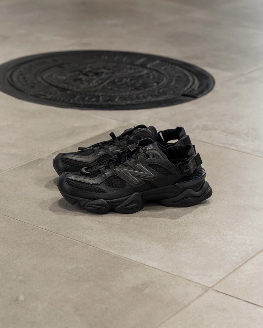 <日本限定>New Balance NB 9060 Summer 涼鞋版 黑色
