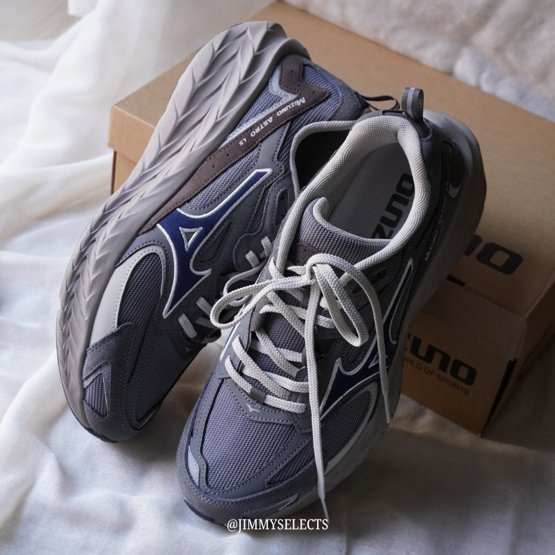 👟 Mizuno ASTRO LS 城市灰 厚底慢跑鞋｜反光設計 × 復古未來感