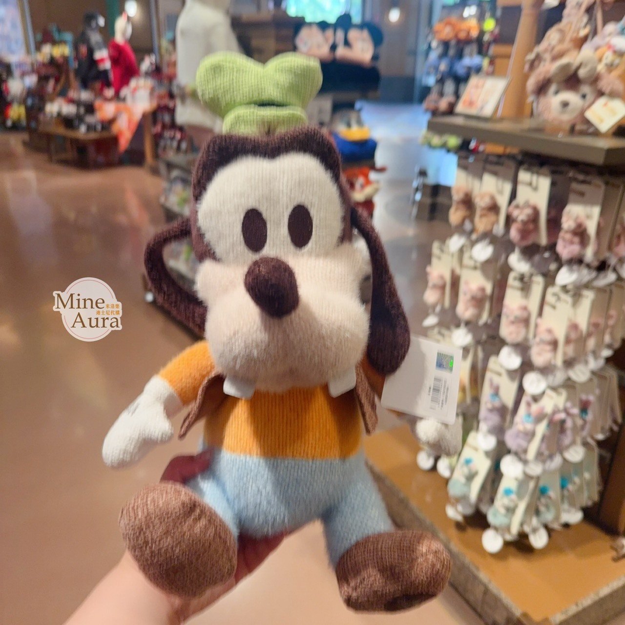 2026 高飛狗 Goofy 坐姿 絨毛 娃娃 玩偶 -上海迪士尼樂園