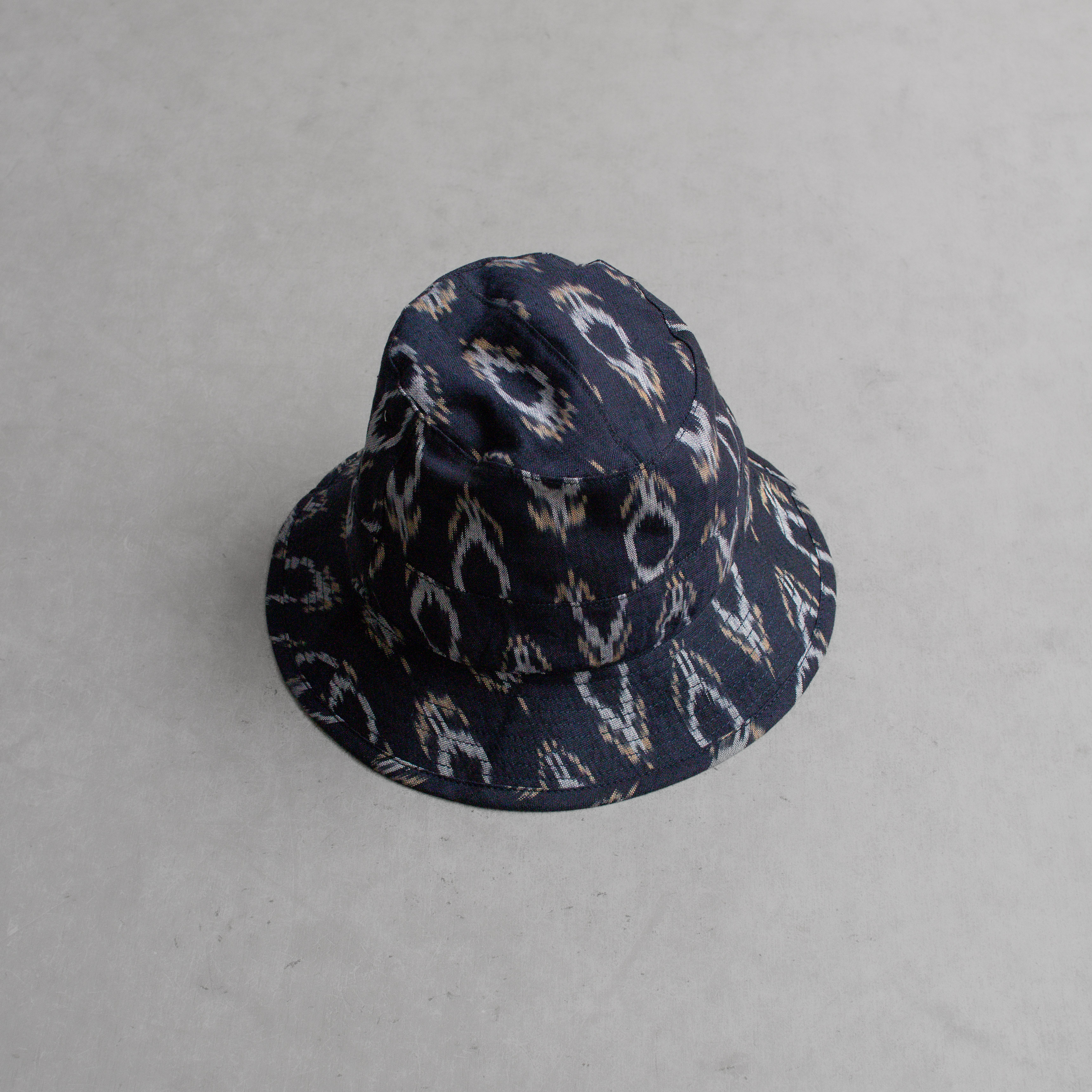CABLEAMI INDIAN COTTON IKAT HAT 印度棉 伊卡織 漁夫帽