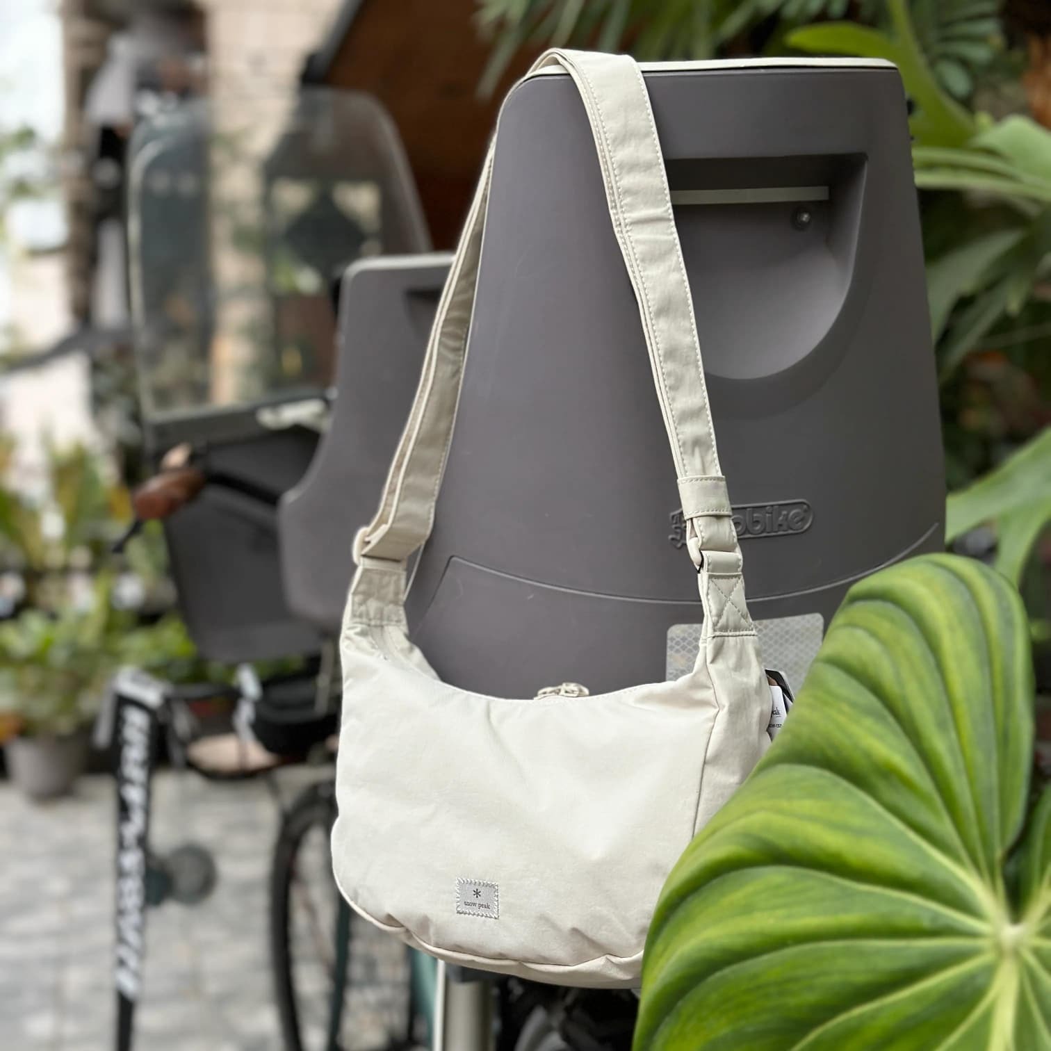 Snow Peak Softwill Small Hobo Bag 4L 半月袋💓  防潑水材質 💦