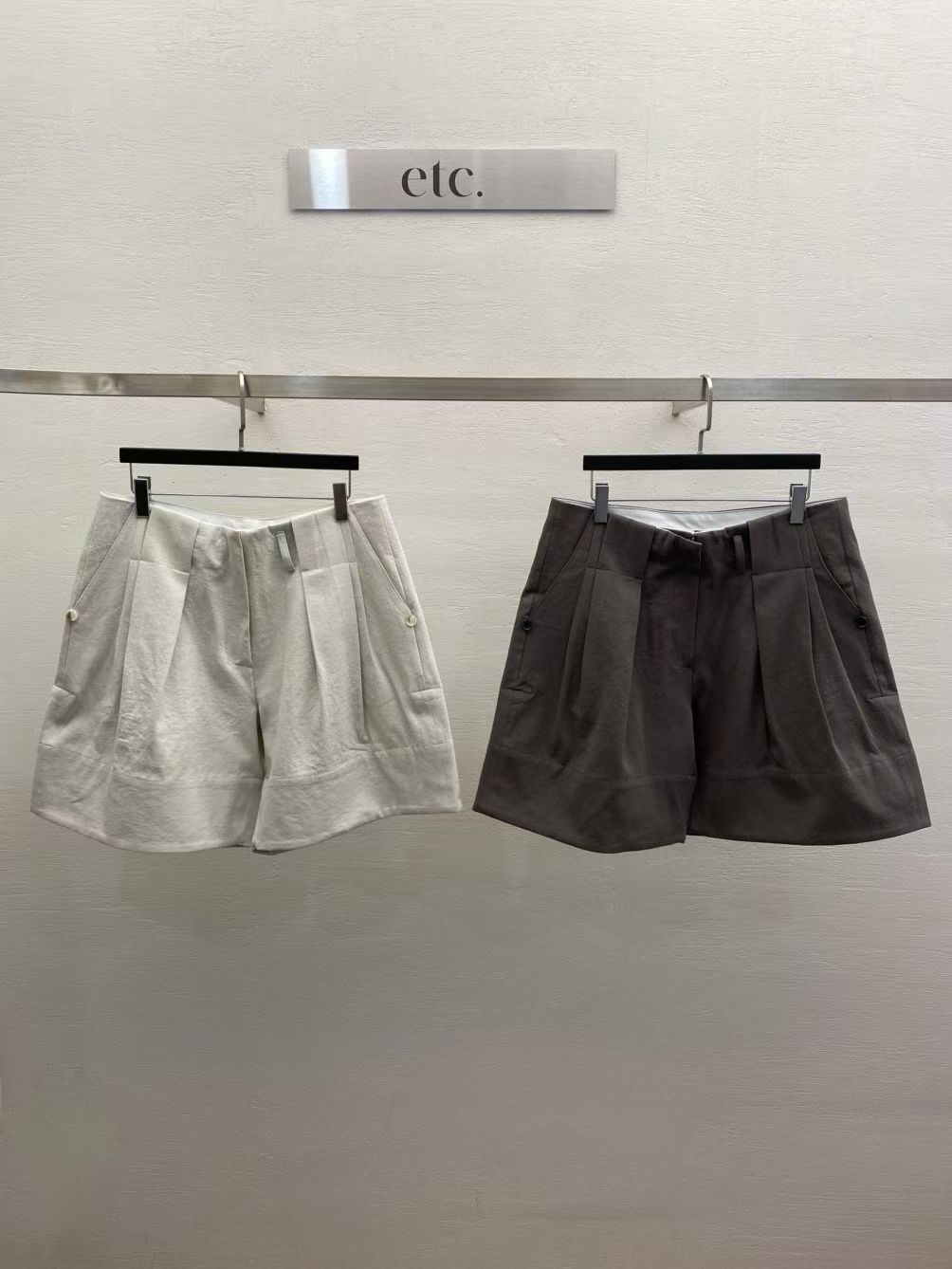 MK6112 摺皺工裝短褲