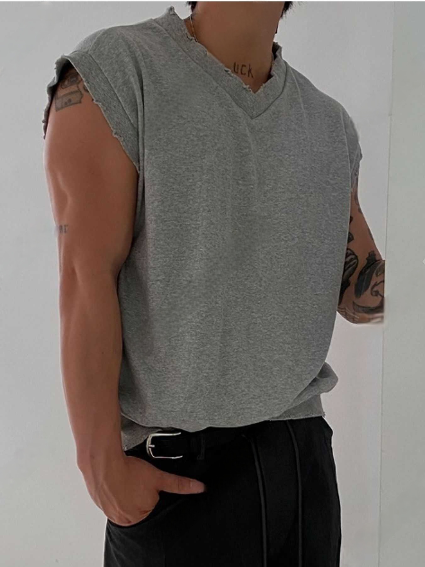 損壞V領寬肩背心