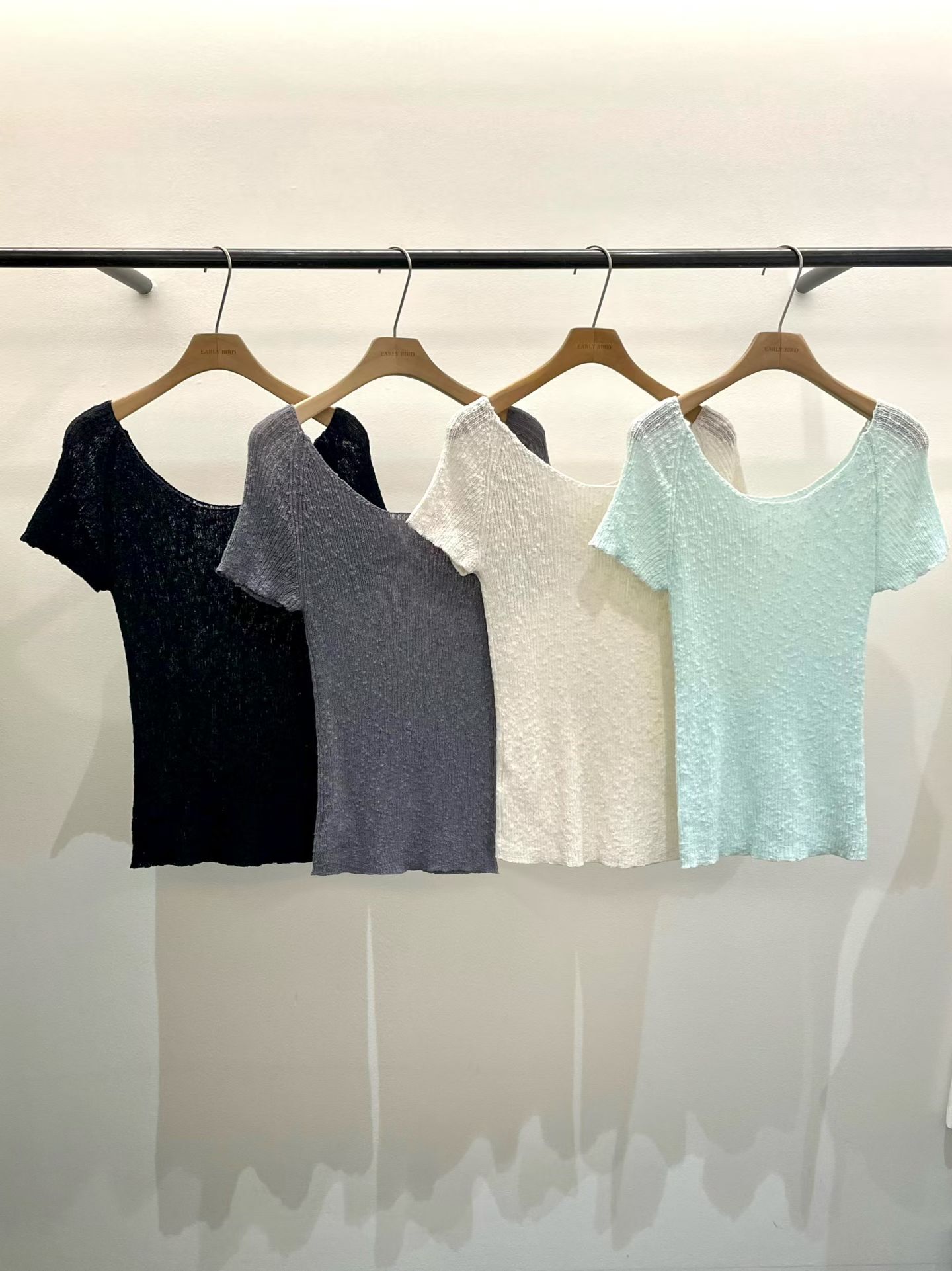 OB6116 U領毛顆上衣*特價*(優惠碼不適用)