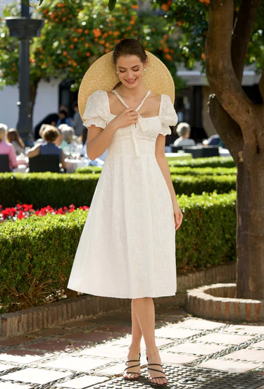 1GL0426-237 [GAALA] Mira Puffed Sleeve Dress White Embroidery (EU)