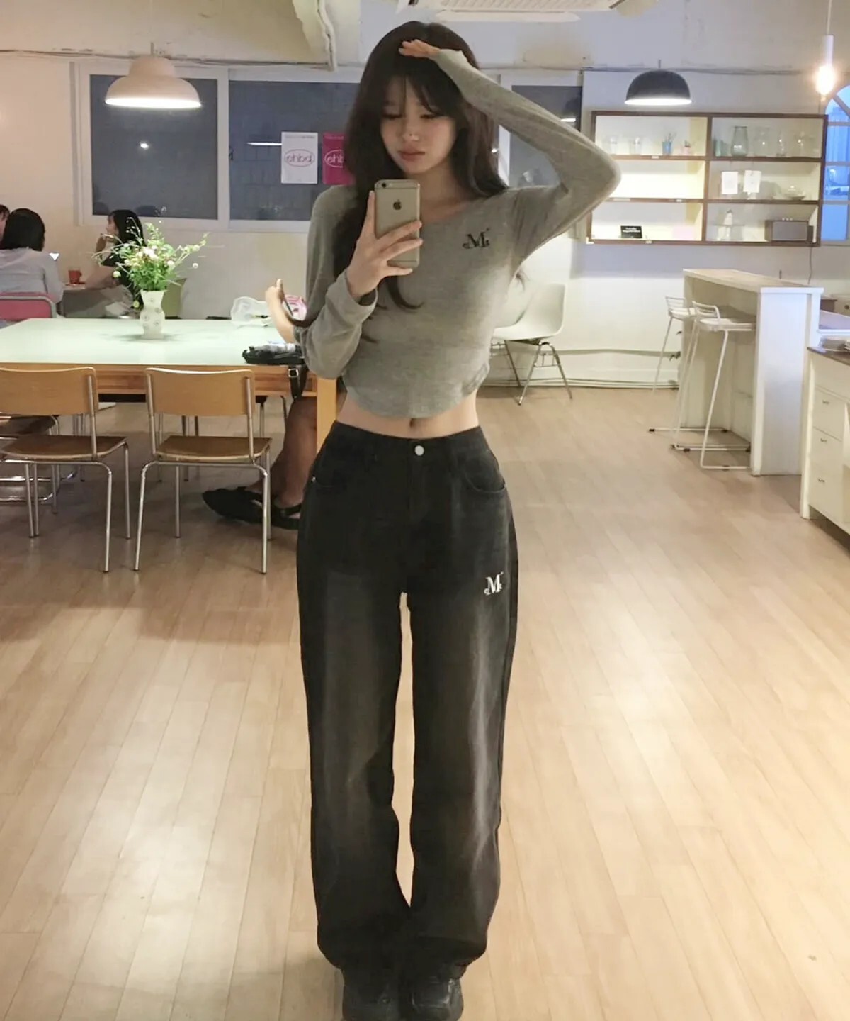 【OWN】MUCENT 牛仔褲 休閒 長褲 寬版 寬褲 彈性腰 男版 女版 刺繡 水洗 復古 黑色 藍色