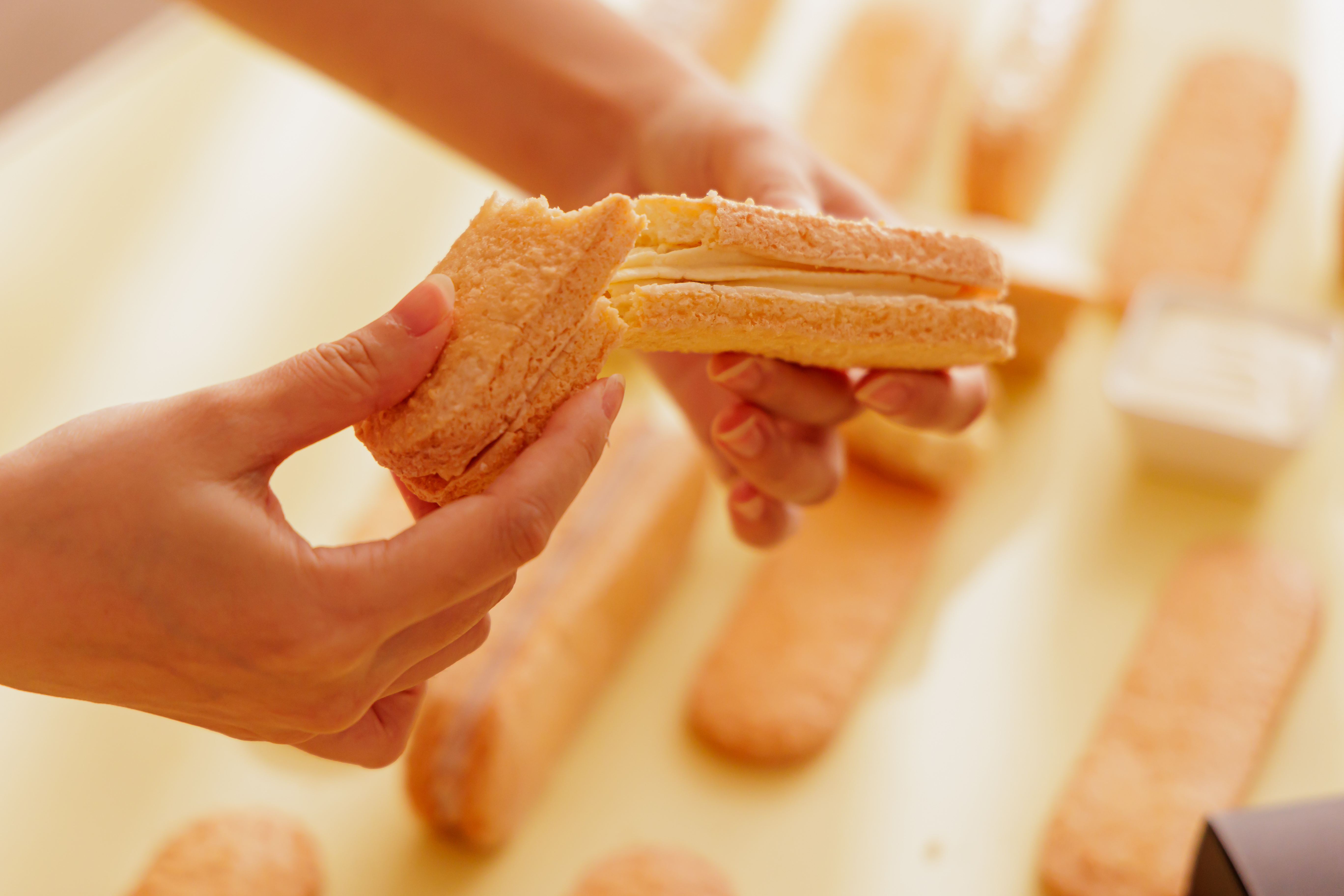 彌月禮盒推薦｜開箱絕美精品，讓法式甜點構築充滿儀式感的慶典