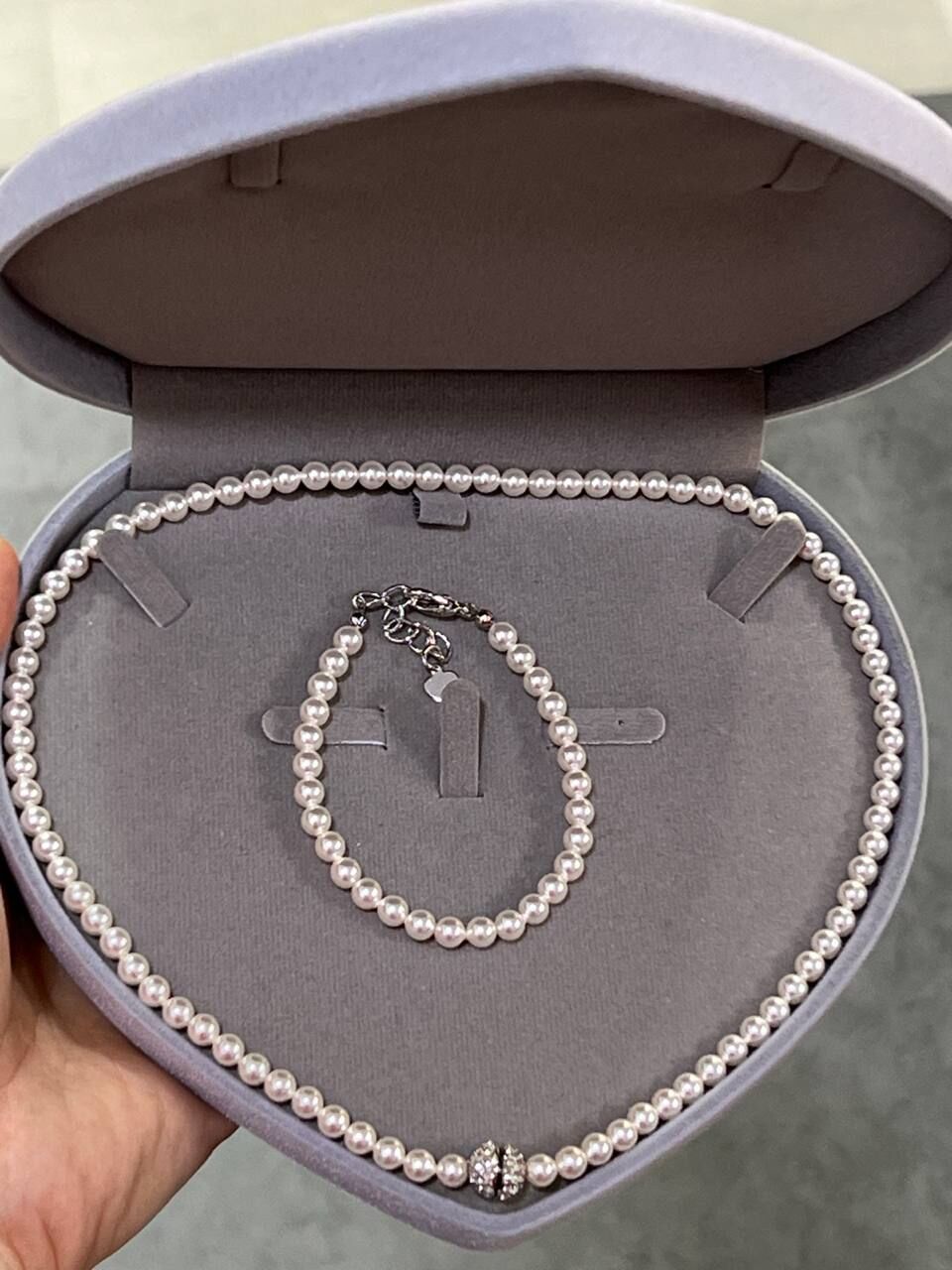 [S] GEMZ & CO RCS 1 SET NECKLACE & BRACELET,WHITE PEARL, NE-031/BR-031 (Z160)