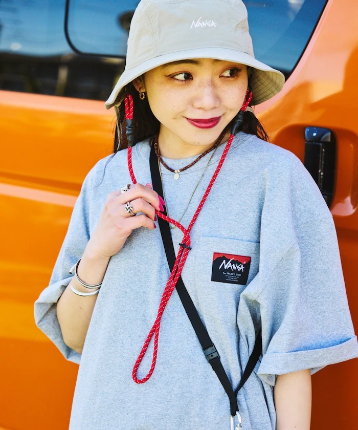 日本 NANGA x Freak's Store 別注 Eco Hybrid Contour Logo Tee