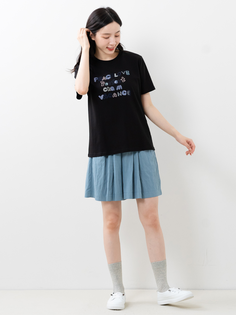 漸層亮片字母短袖上衣鬆緊腰打褶短褲組合