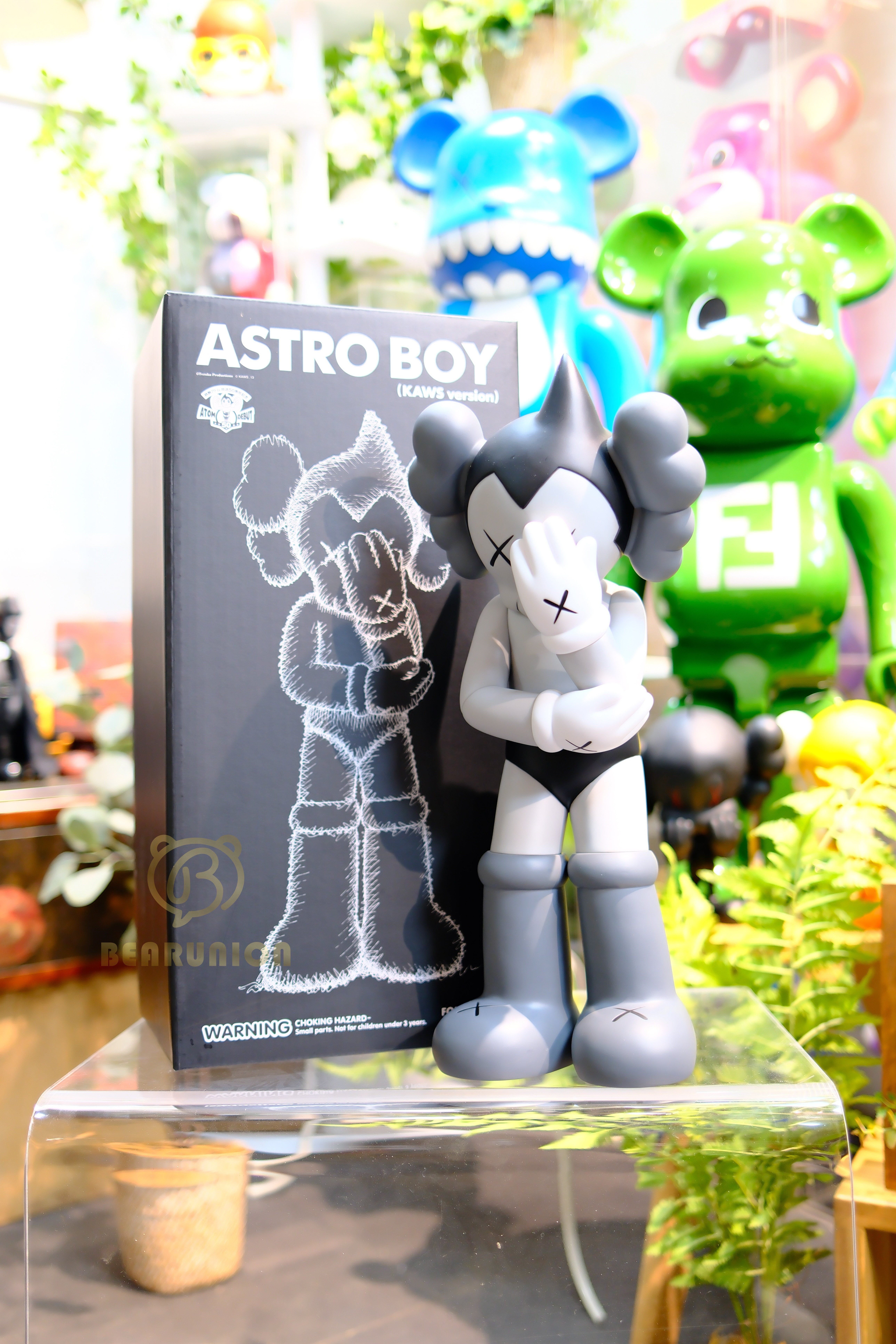 🥇現貨🥇KAWS Astro Boy Vinyl Figure Black