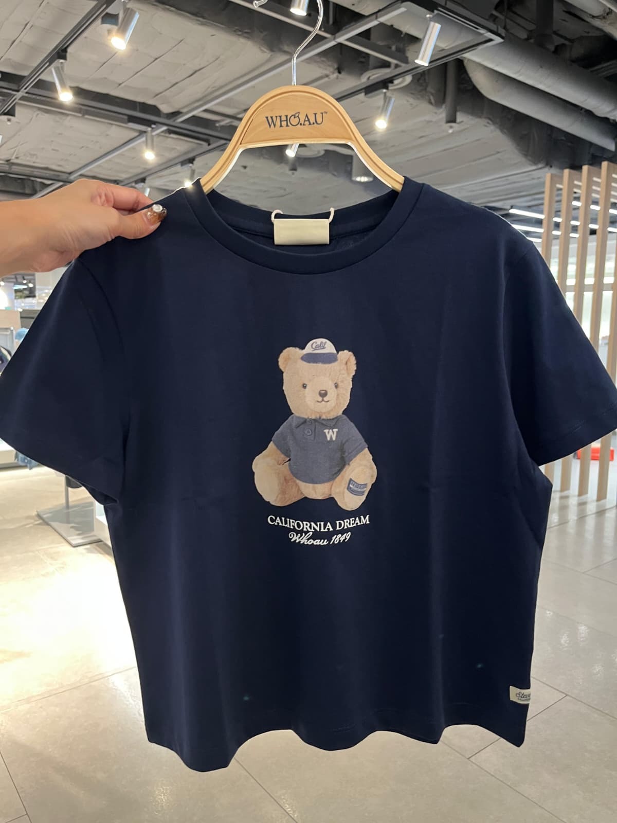 WHO.A.U Bear Crop T-shirt🐻