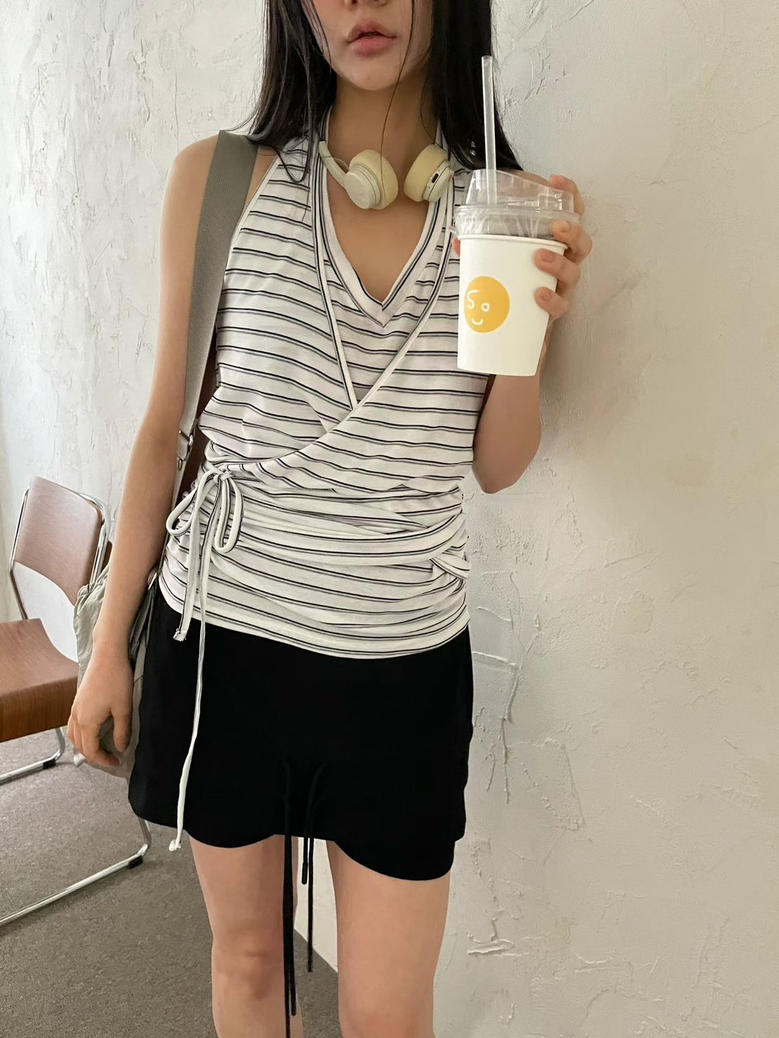 繞頸條紋雙層領背心