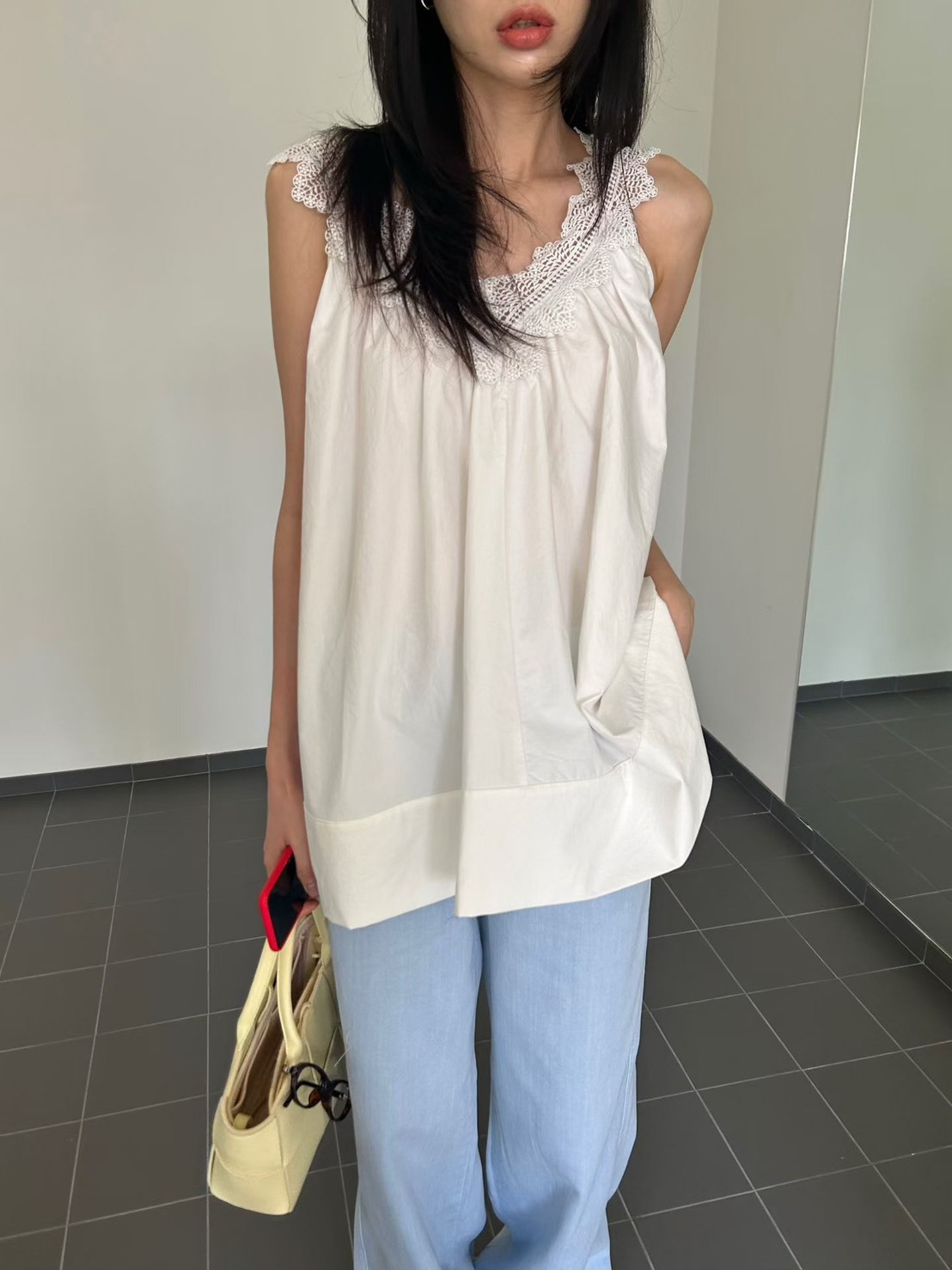 鋸齒V領蕾絲長背心