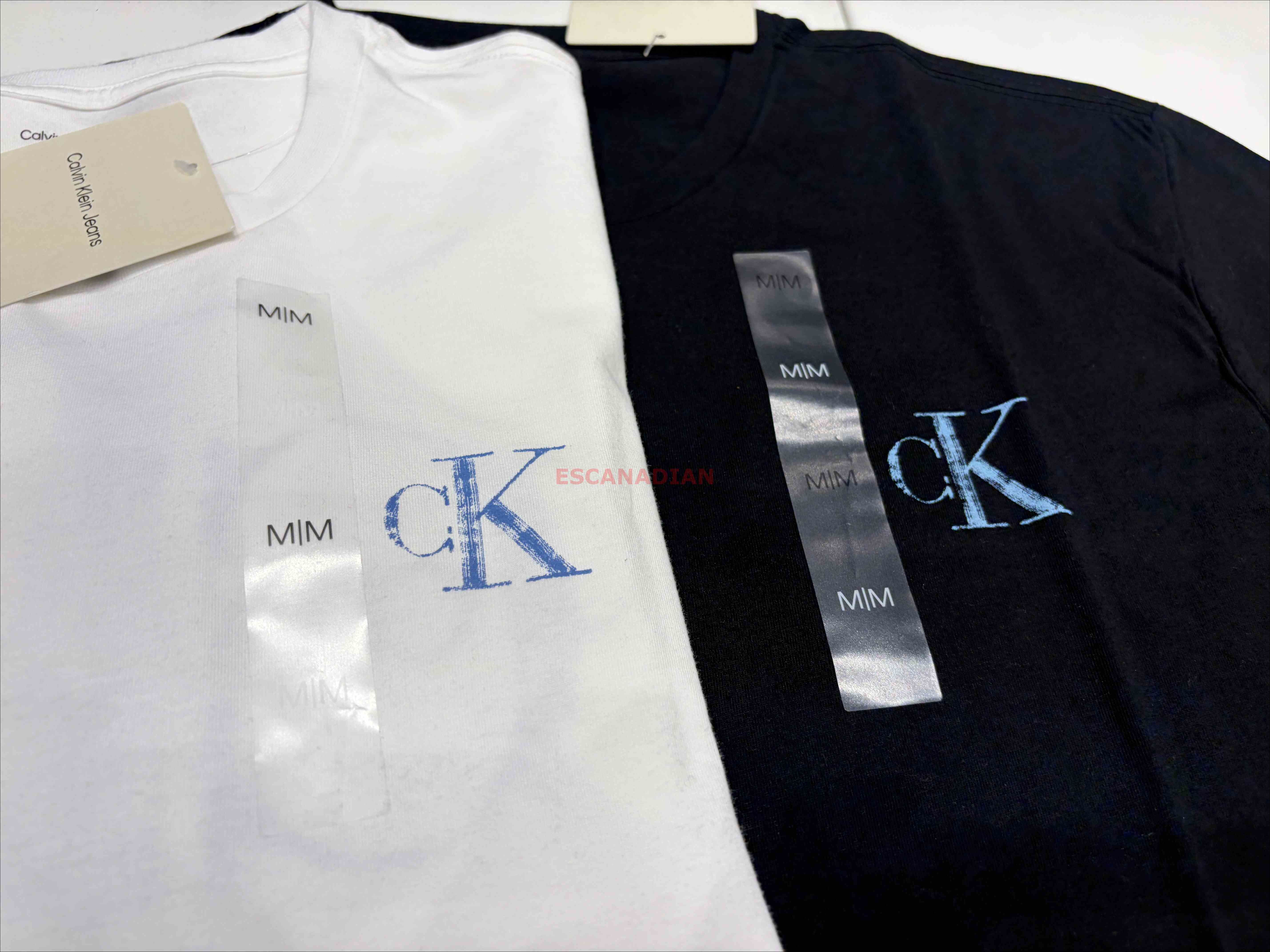 CK 男大人 繪畫字樣 正反圖案 短TEE (2色)