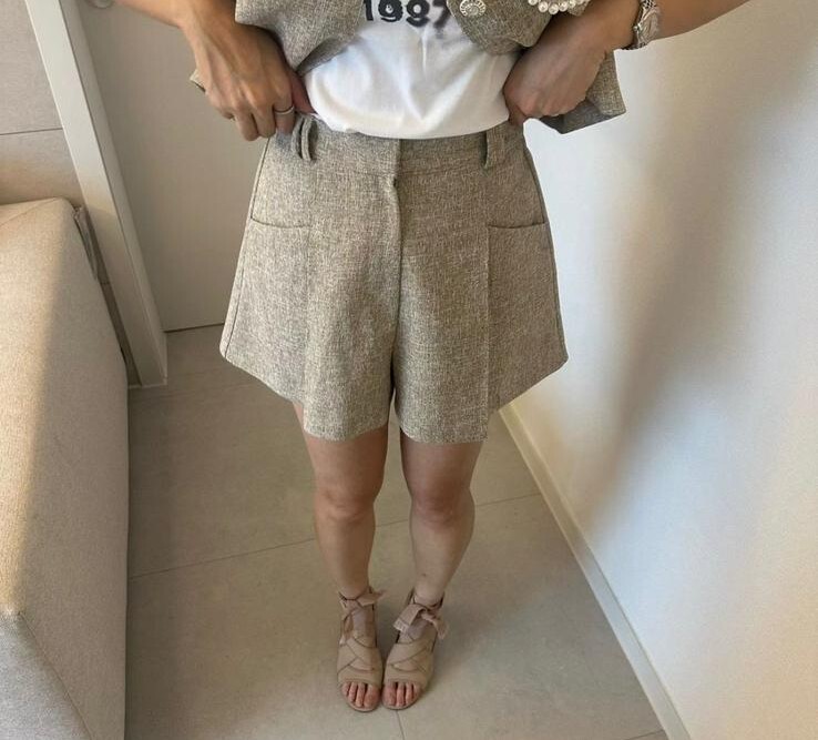 SU08 腰 24 -30   HIP 45  長 14  $399 (一口價)