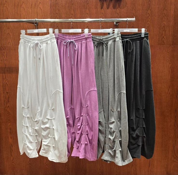 IL27 腰24 -42   HIP46 -60   長 42.5   $579 (一口價)