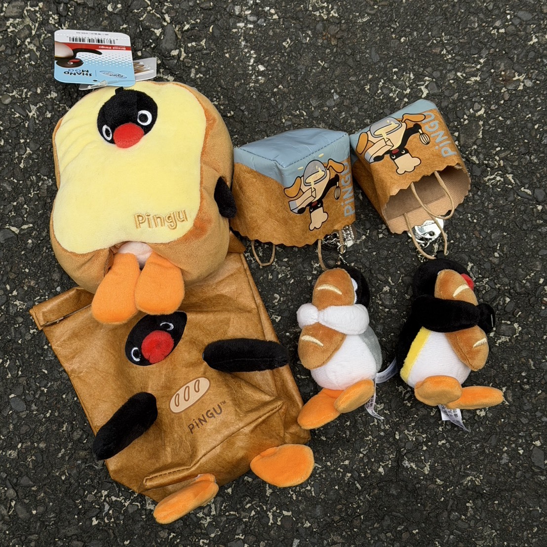 Pingu 企鵝家族麵包坊 迷你吊飾 絨毛玩偶