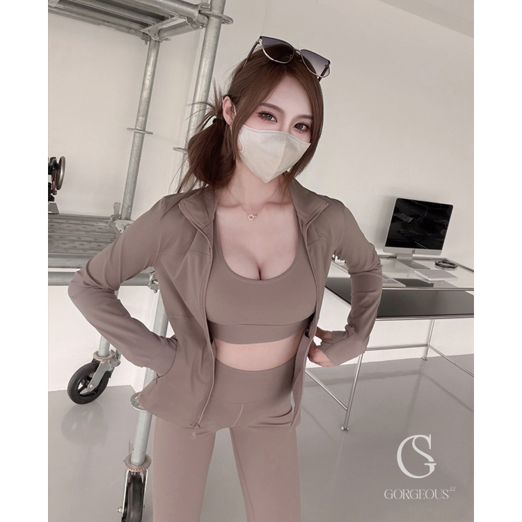 LE035 「Air Yoga'美胸運動內衣」