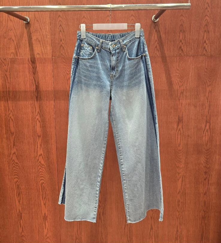 IL40 S:腰 25 -30  HIP39   長38    /M:腰26.5 -31.5   HIP40.5   長38   /L:腰 28-33    HIP42  長38   $479 (一口價)