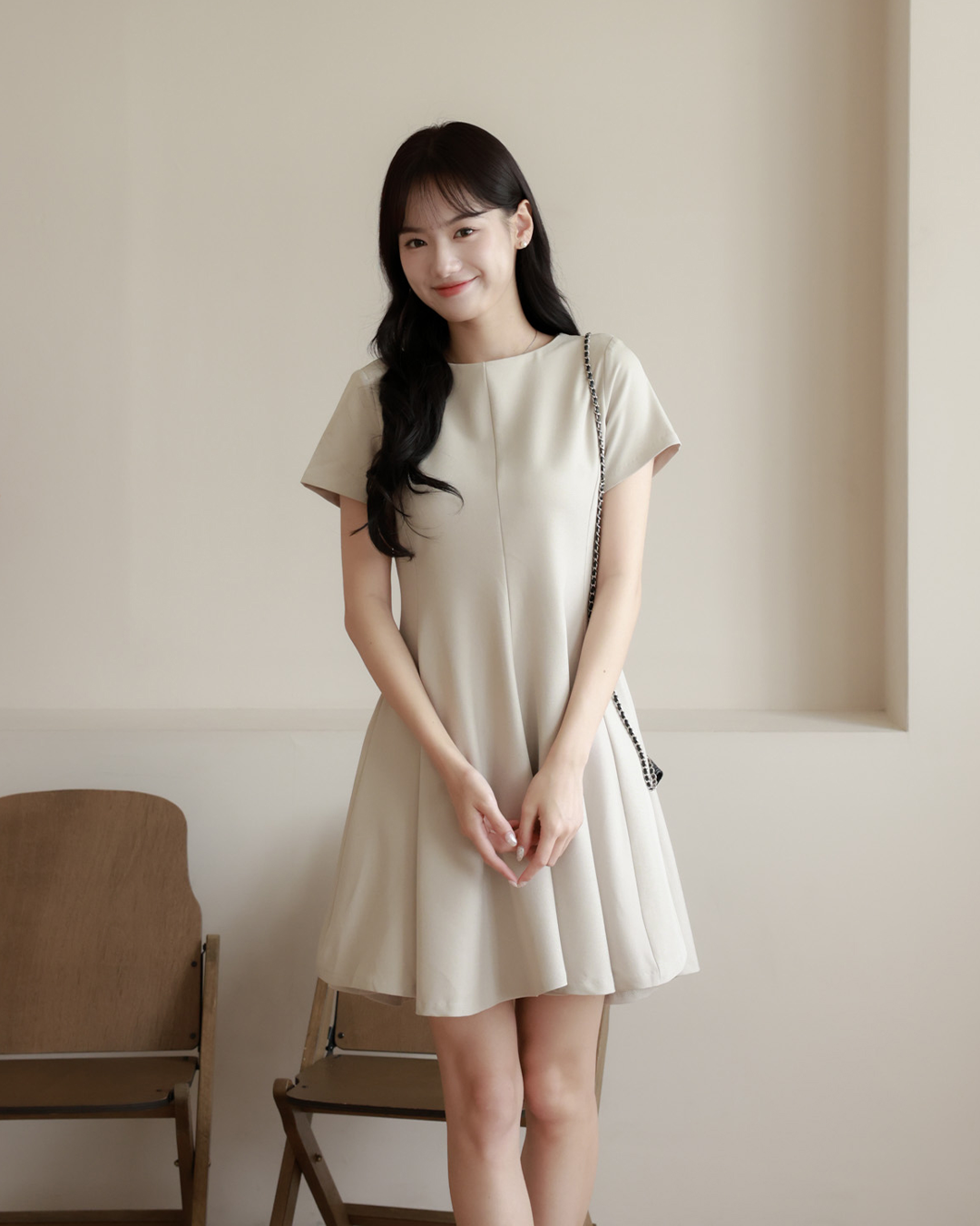 🚀當日出貨 氣質顯瘦壓線傘裙洋裝 ( 2 colors )