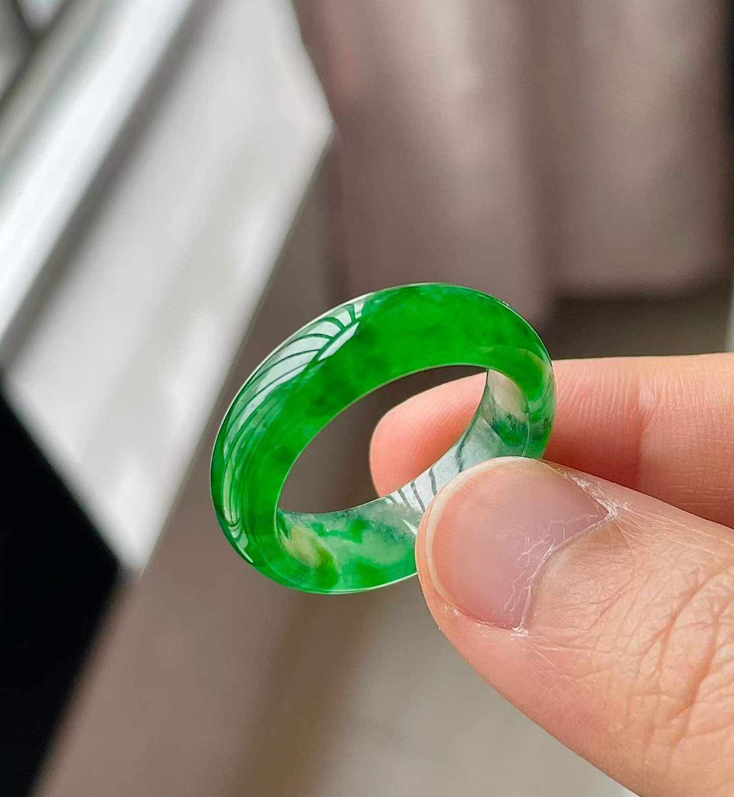 414558 翡翠冰辣綠指環 (圈口 20號)